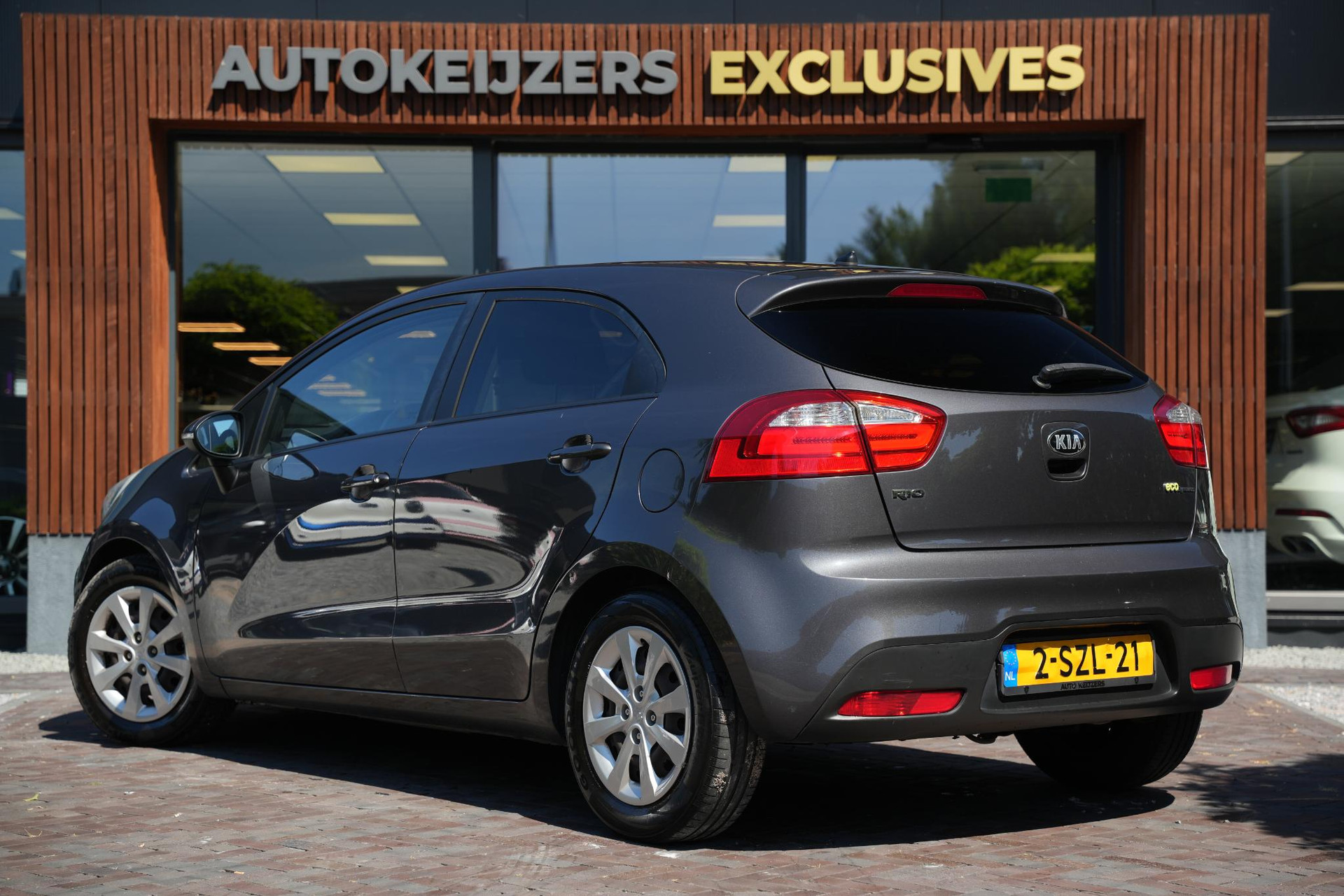 Kia Rio 1.2 CVVT Plus Pack 2014 Platinum Graphite Metalli (ABT) 9