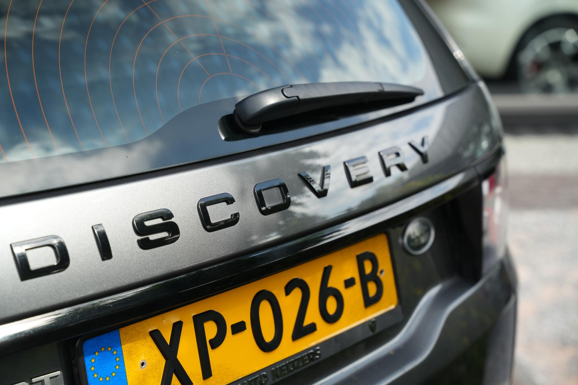 Land Rover Discovery Sport 2.0 Si4 SE 2019 Exterior Paint - Corris Grey (1AB) 23