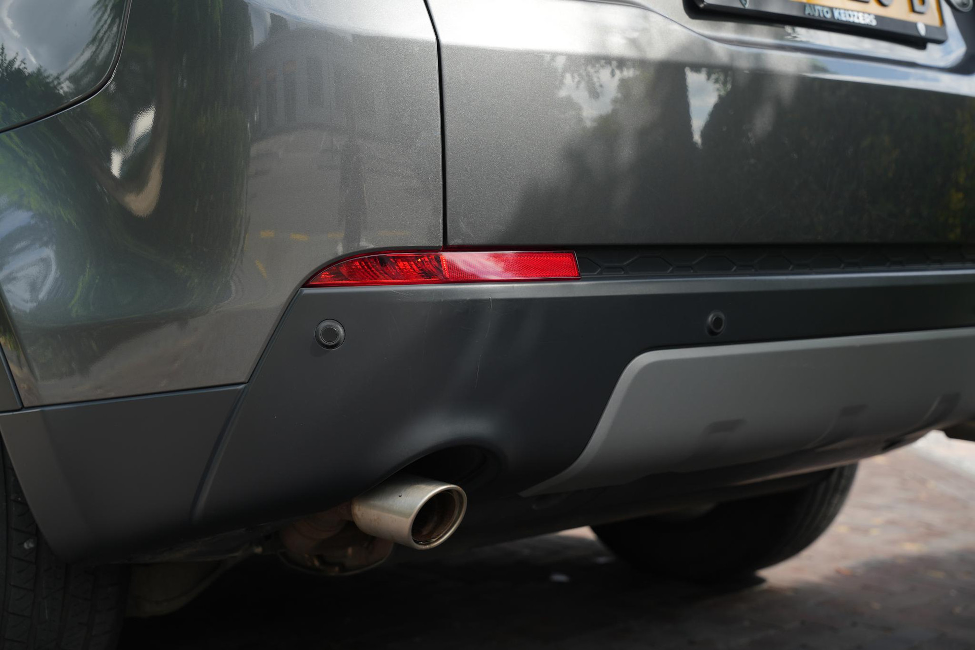 Land Rover Discovery Sport 2.0 Si4 SE 2019 Exterior Paint - Corris Grey (1AB) 26
