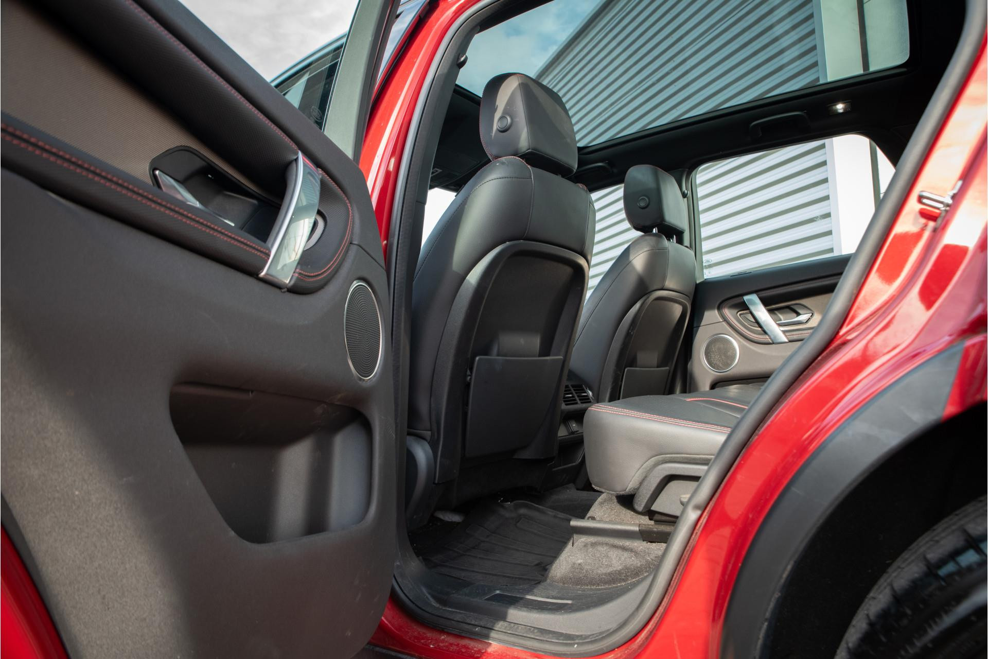 Land Rover Discovery Sport P200 2.0 R-Dynamic S 2019  13