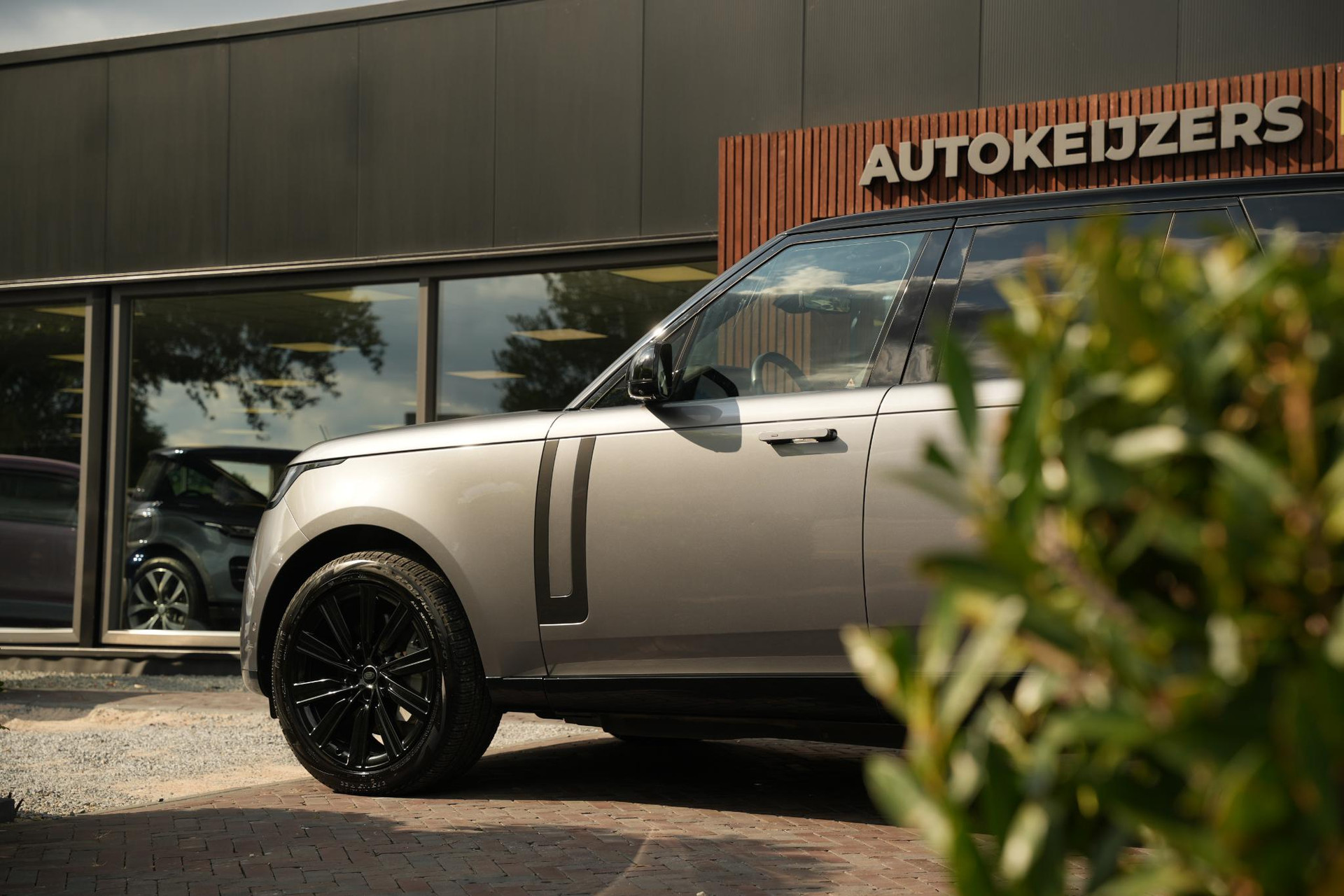 Land Rover Range Rover 3.0 P510e HSE PHEV 2022 Eiger grey-JBC2409 (1DF) 14