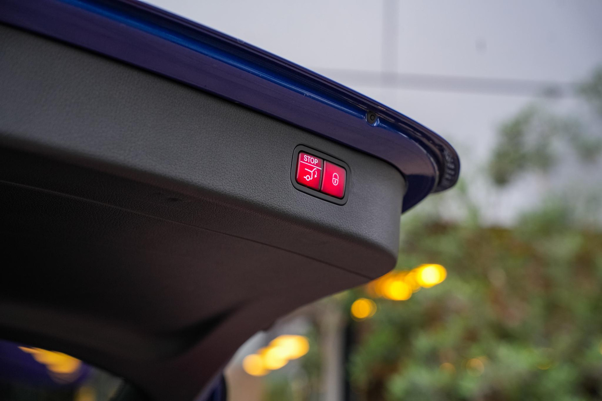 Mercedes-Benz C-Klasse 300 e AMG Line 2021 SPECTRAL BLUE - METALLIC FINISH (970U) 21