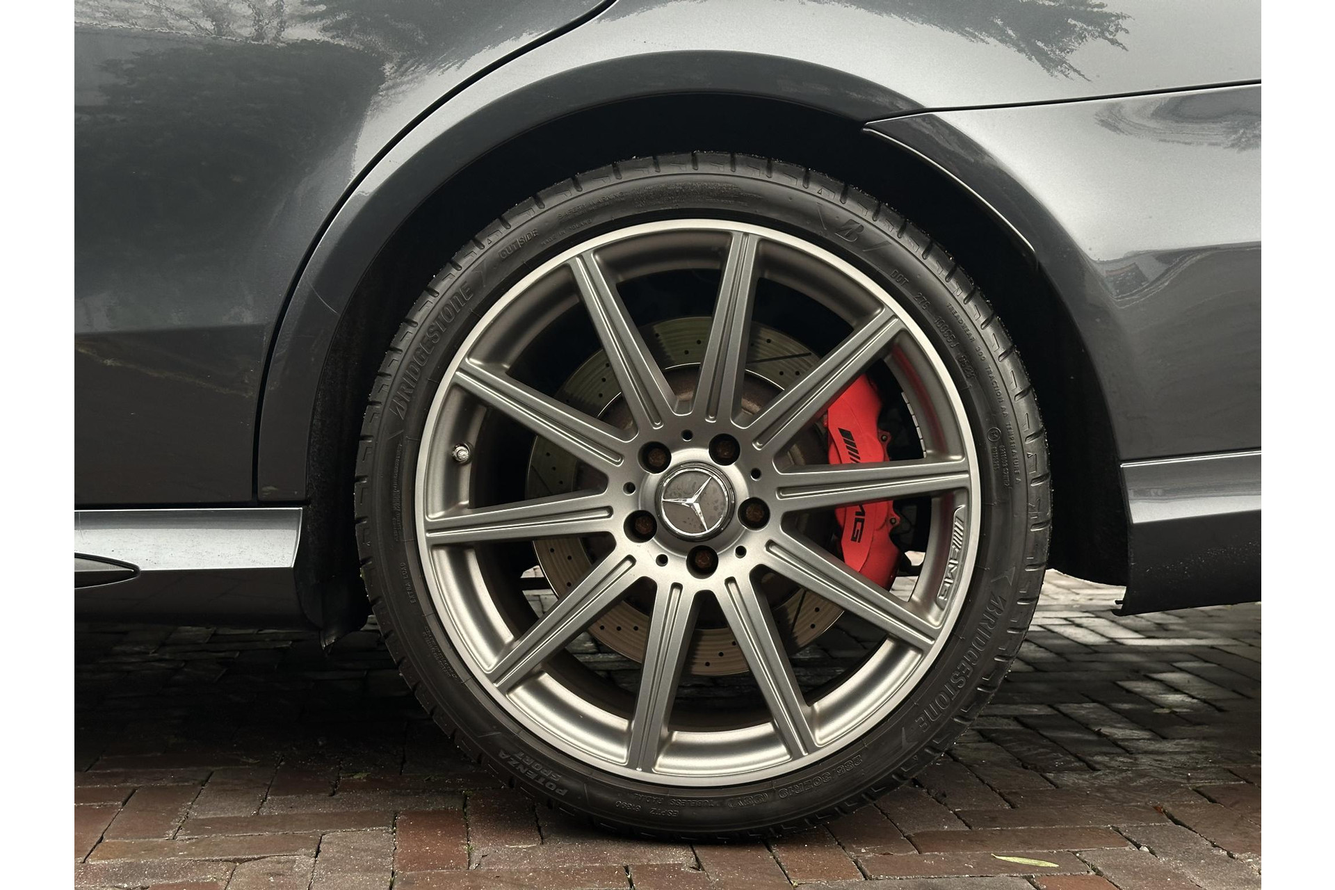 Mercedes-Benz E-Klasse Estate AMG 63 S 4MATIC 2013  10