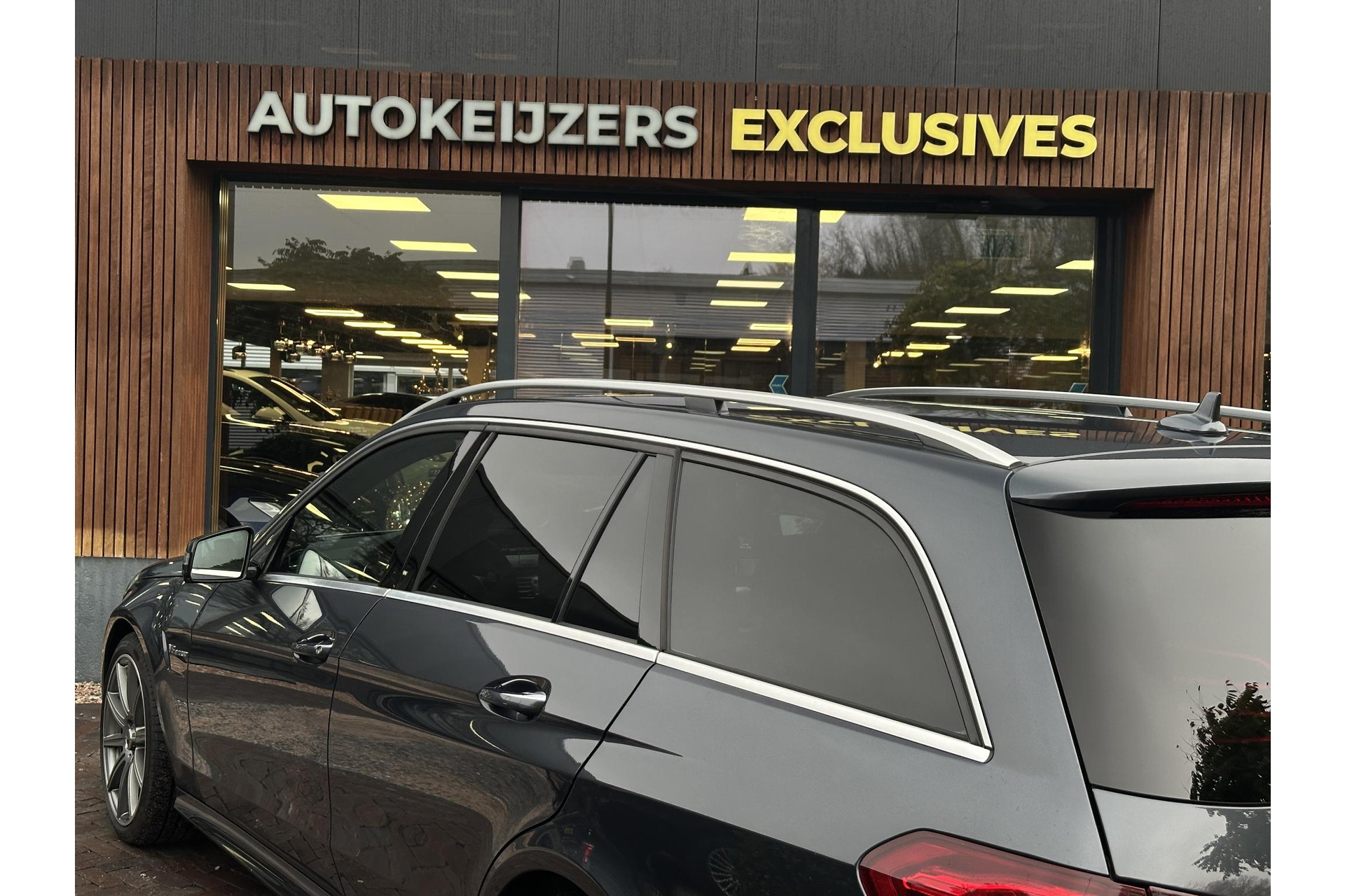 Mercedes-Benz E-Klasse Estate AMG 63 S 4MATIC 2013  11
