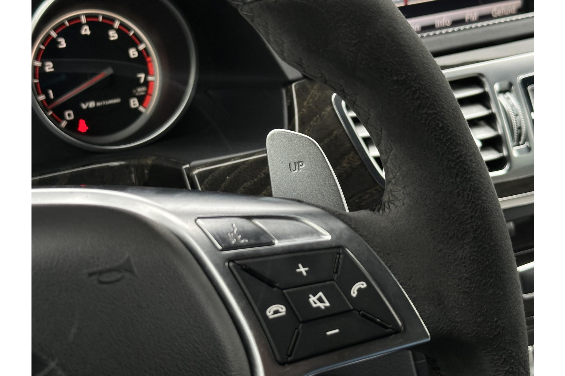 Mercedes-Benz E-Klasse Estate AMG 63 S 4MATIC 2013  24