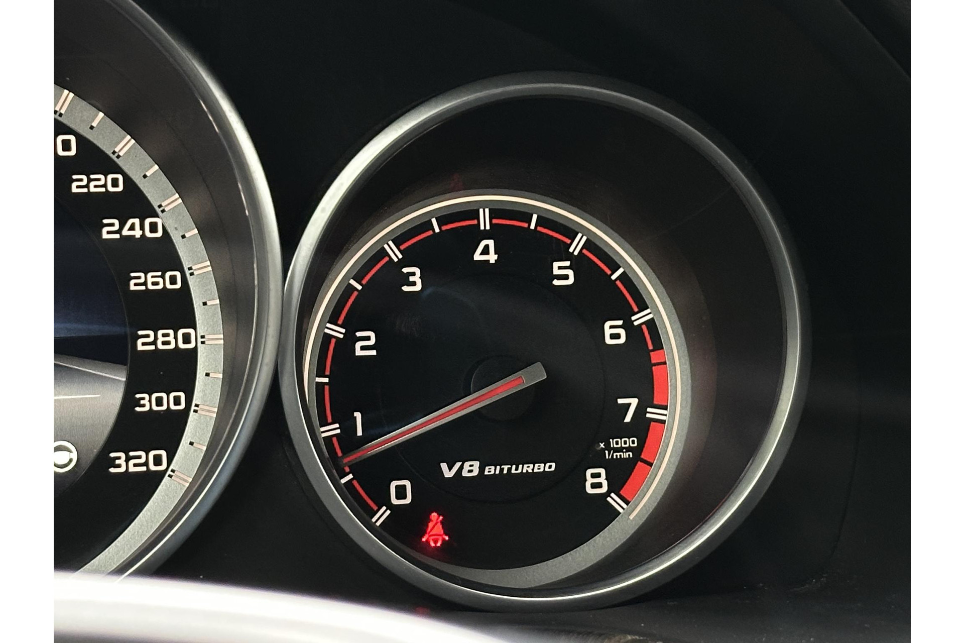 Mercedes-Benz E-Klasse Estate AMG 63 S 4MATIC 2013  26