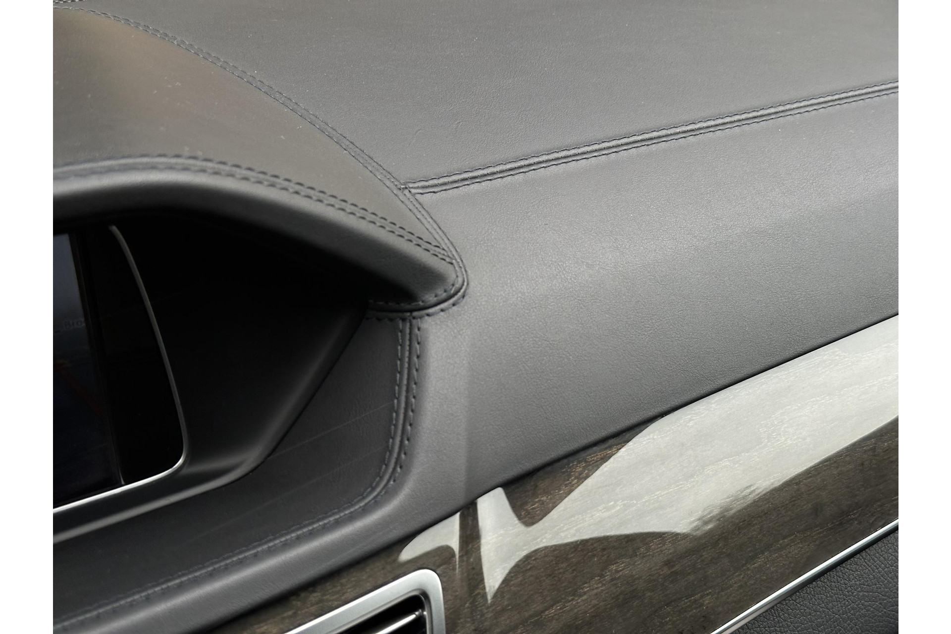 Mercedes-Benz E-Klasse Estate AMG 63 S 4MATIC 2013  40