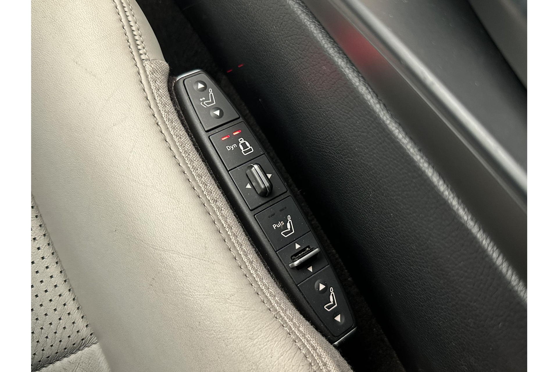 Mercedes-Benz E-Klasse Estate AMG 63 S 4MATIC 2013  41
