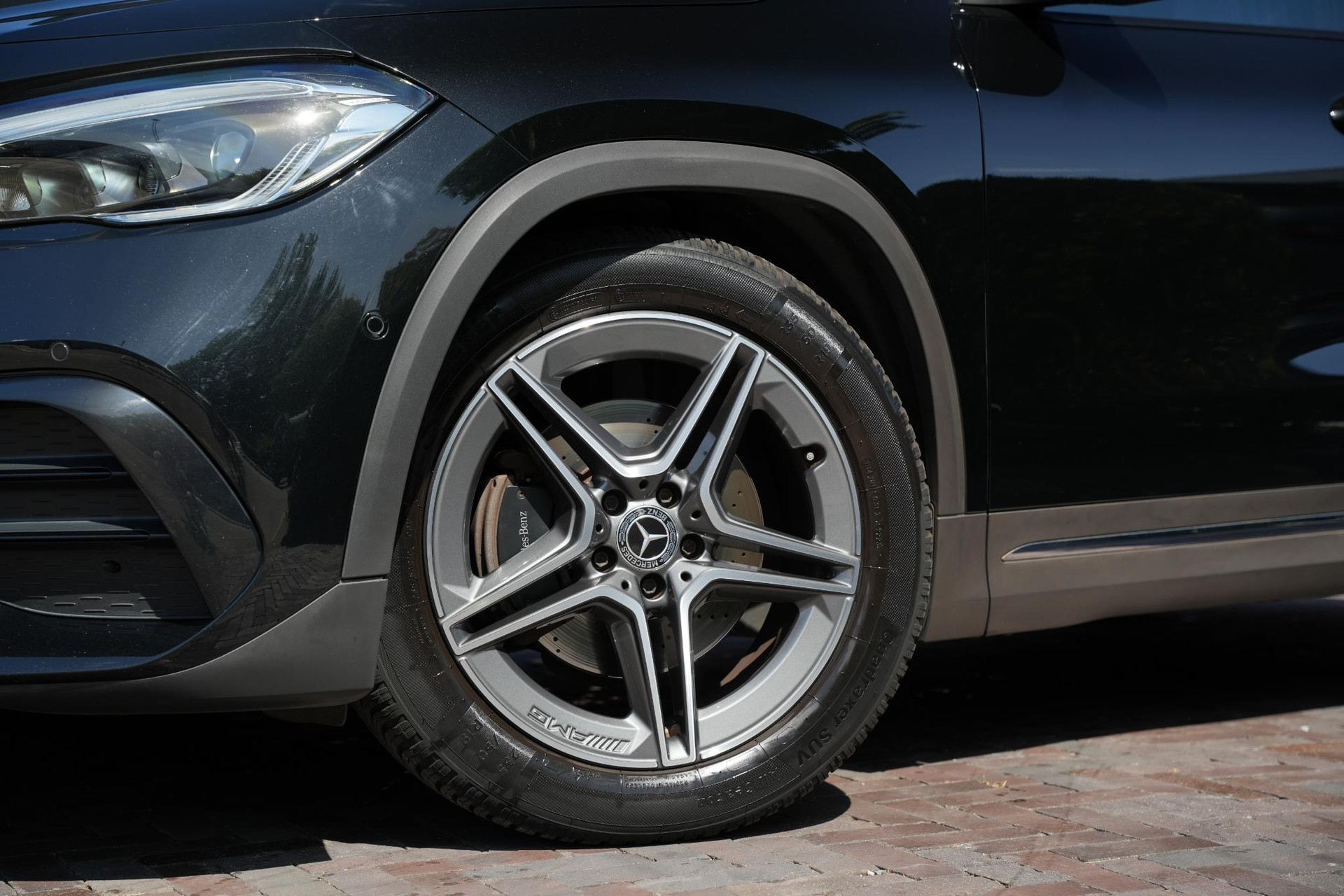 Mercedes-Benz GLA 200 2020 COSMOS BLACK - METALLIC FINISH (191U) 10