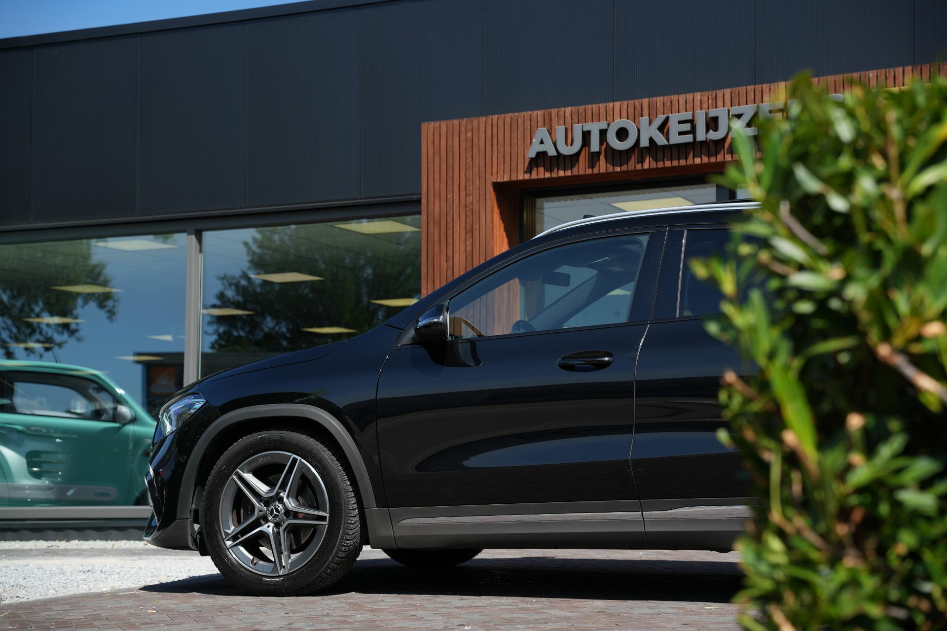 Mercedes-Benz GLA 200 2020 COSMOS BLACK - METALLIC FINISH (191U) 13