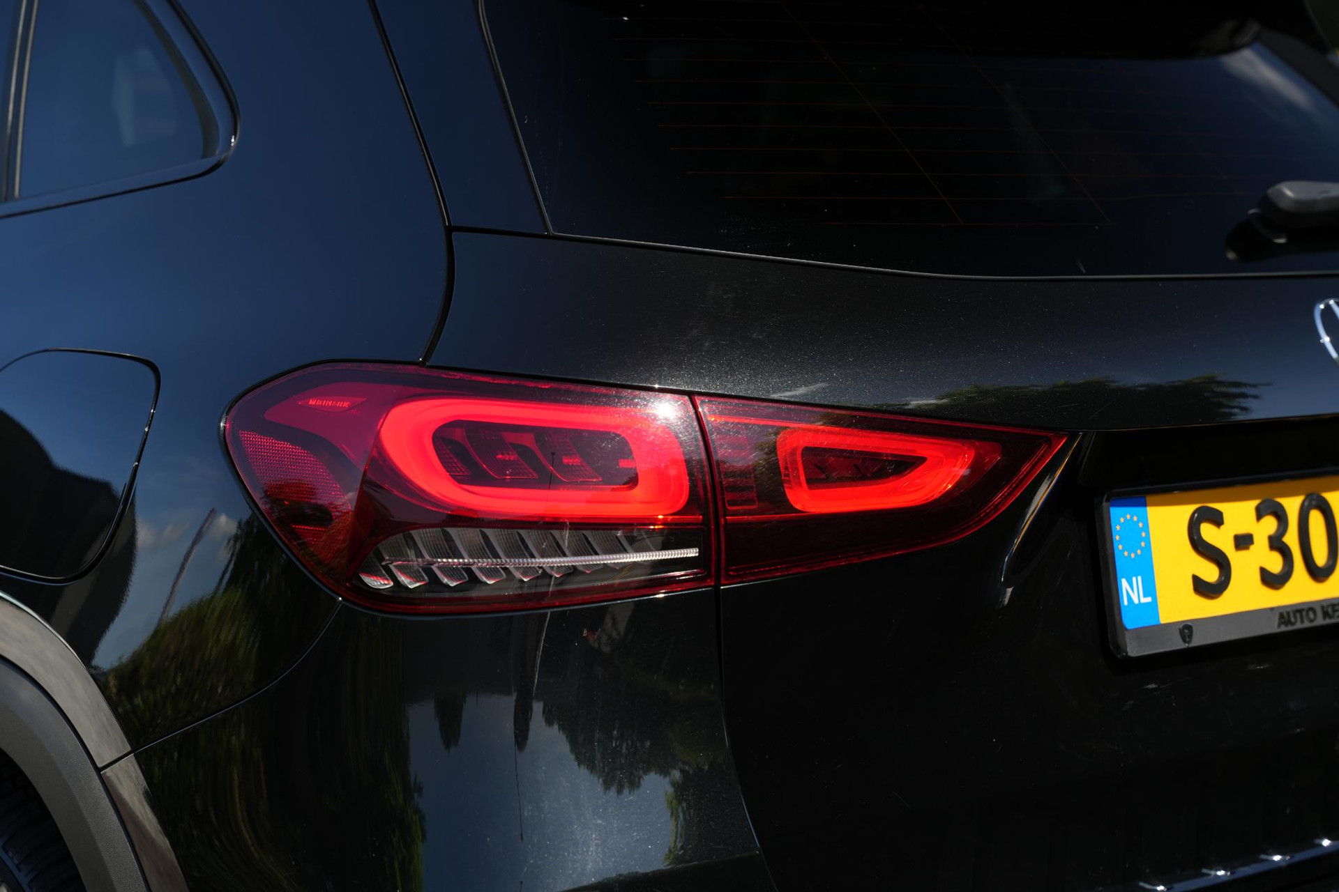 Mercedes-Benz GLA 200 2020 COSMOS BLACK - METALLIC FINISH (191U) 27