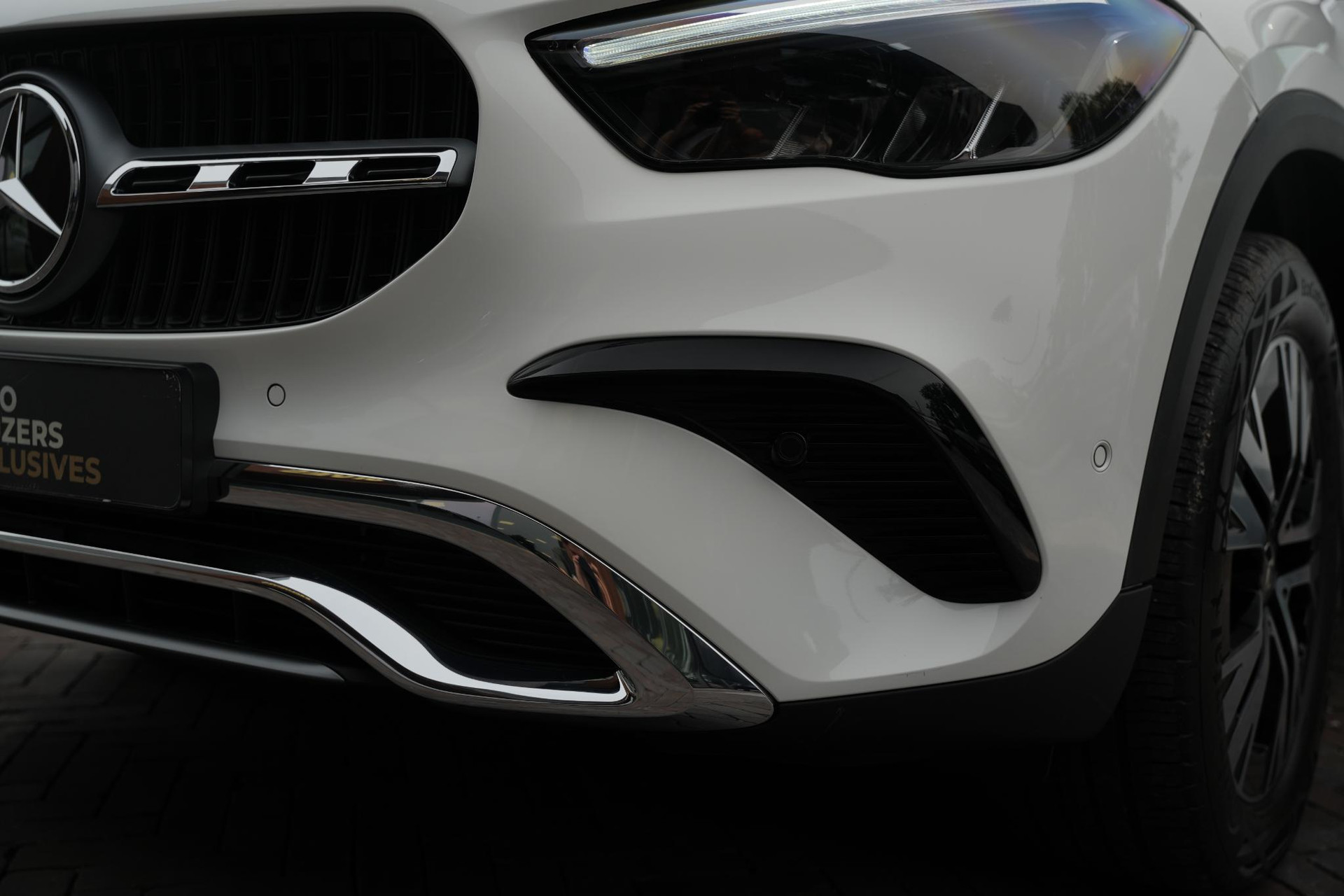 Mercedes-Benz GLA 250 e Business Solution 2025 POLAR WHITE - STANDARD FINISH (149U) 44