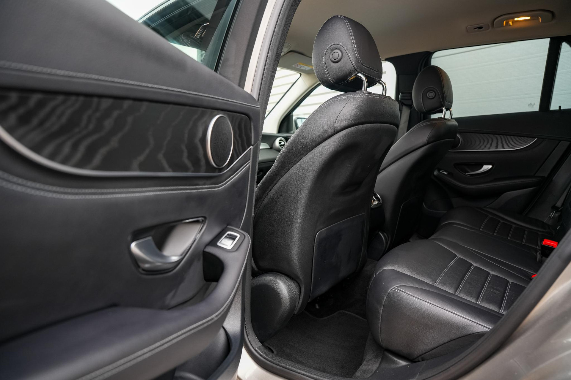Mercedes-Benz GLC 300e 4MATIC Business Solution AMG 2021  10