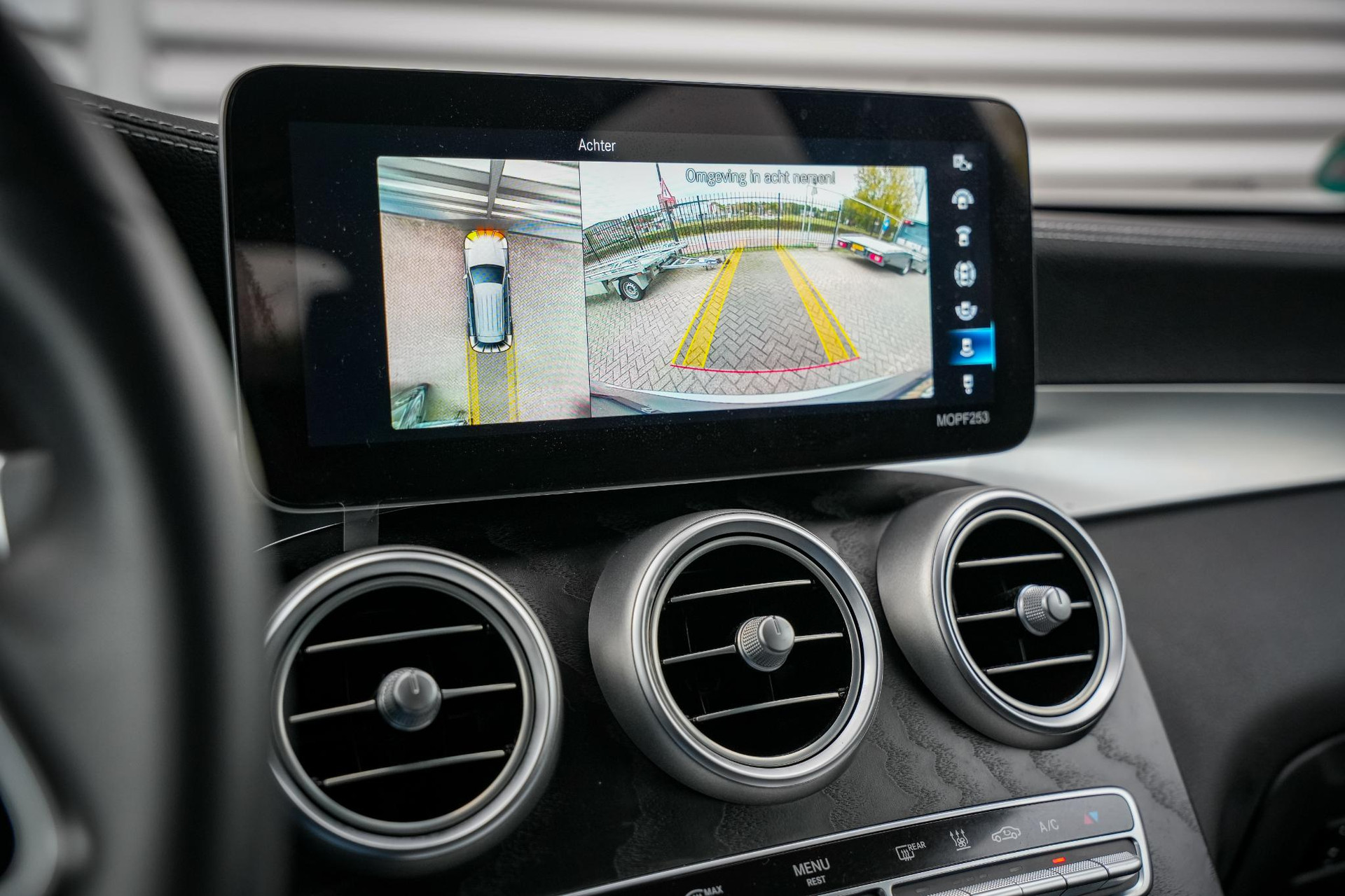 Mercedes-Benz GLC 300e 4MATIC Business Solution AMG 2021  19