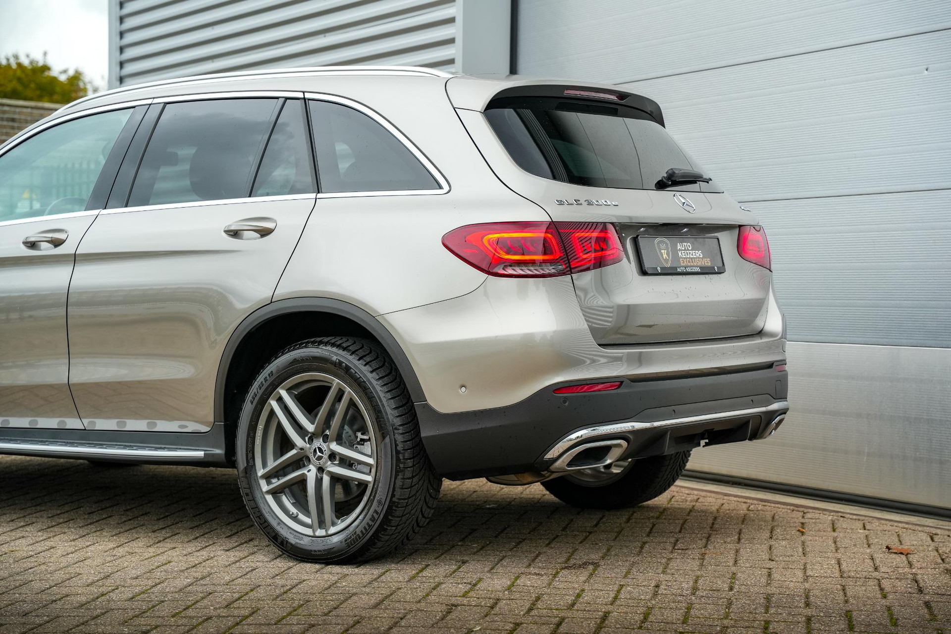 Mercedes-Benz GLC 300e 4MATIC Business Solution AMG 2021  33
