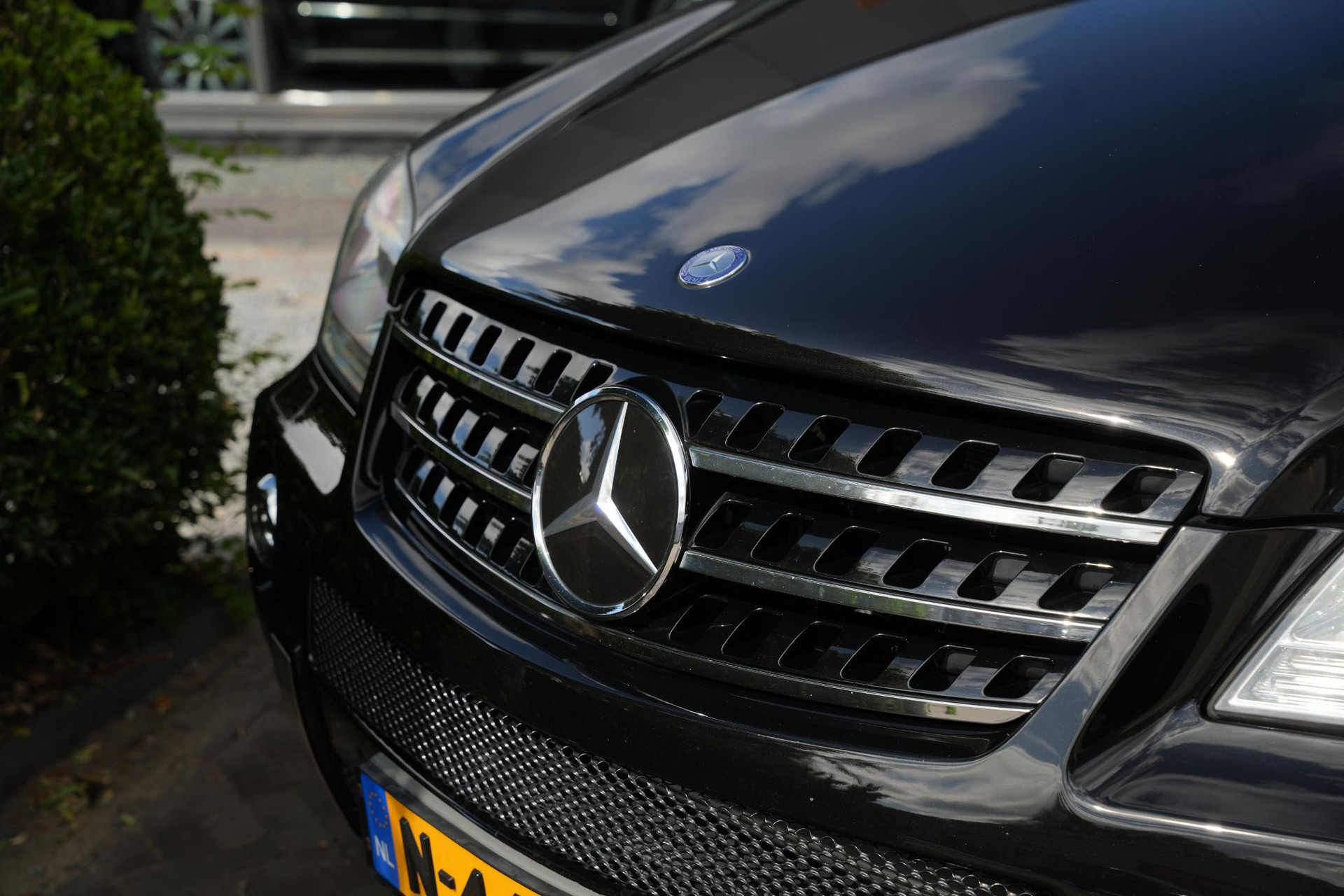 Mercedes-Benz M-Klasse AMG 63 2007 OBSIDIAN BLACK (197U) 15