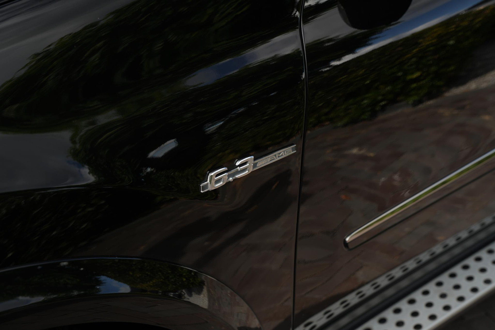Mercedes-Benz M-Klasse AMG 63 2007 OBSIDIAN BLACK (197U) 17