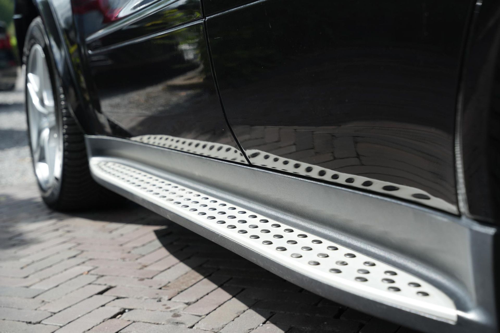 Mercedes-Benz M-Klasse AMG 63 2007 OBSIDIAN BLACK (197U) 20