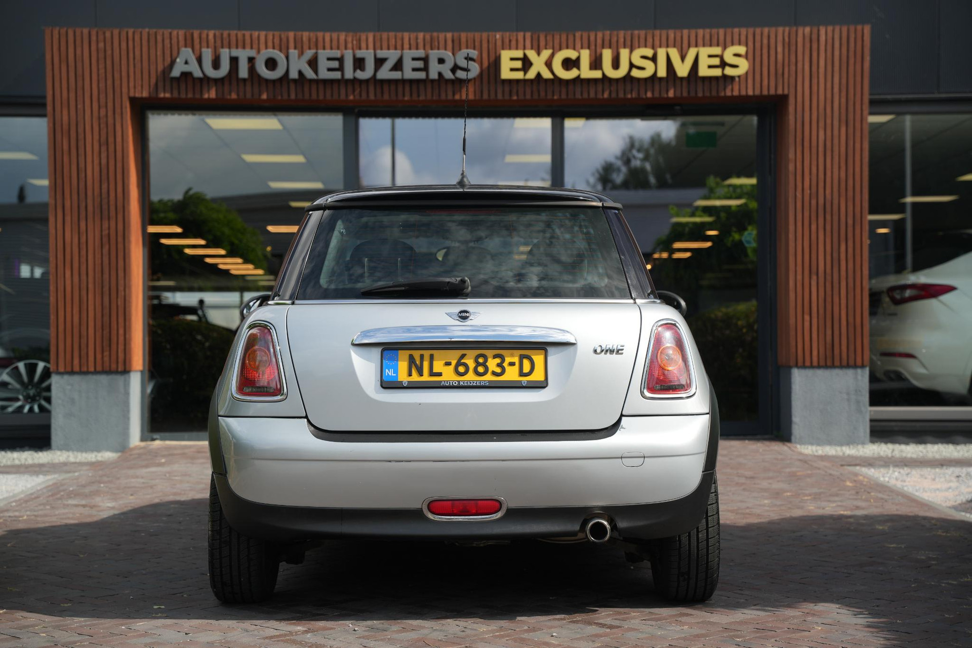 MINI 3-deurs 1.4 One 2008  11