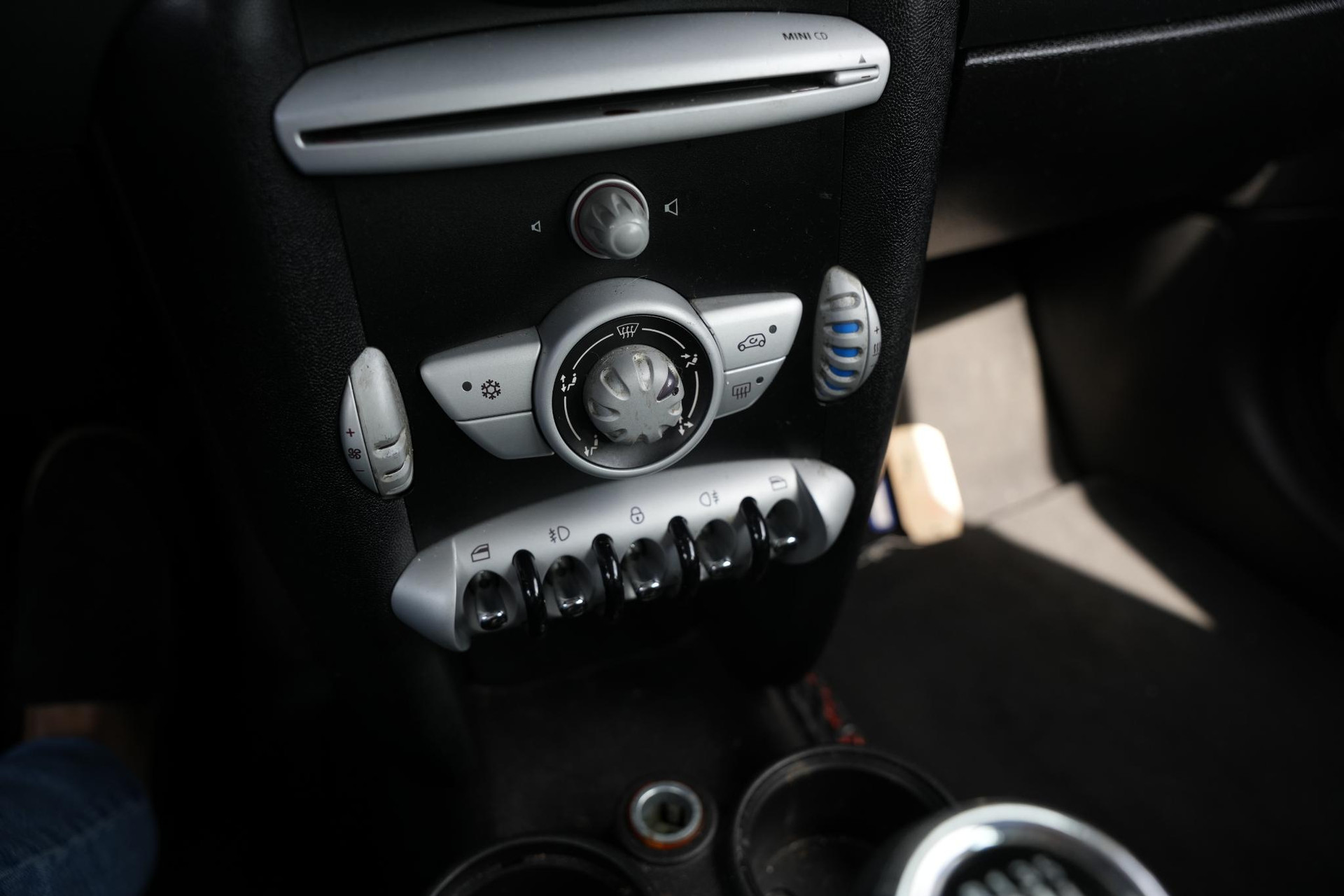 MINI 3-deurs 1.4 One 2008  24