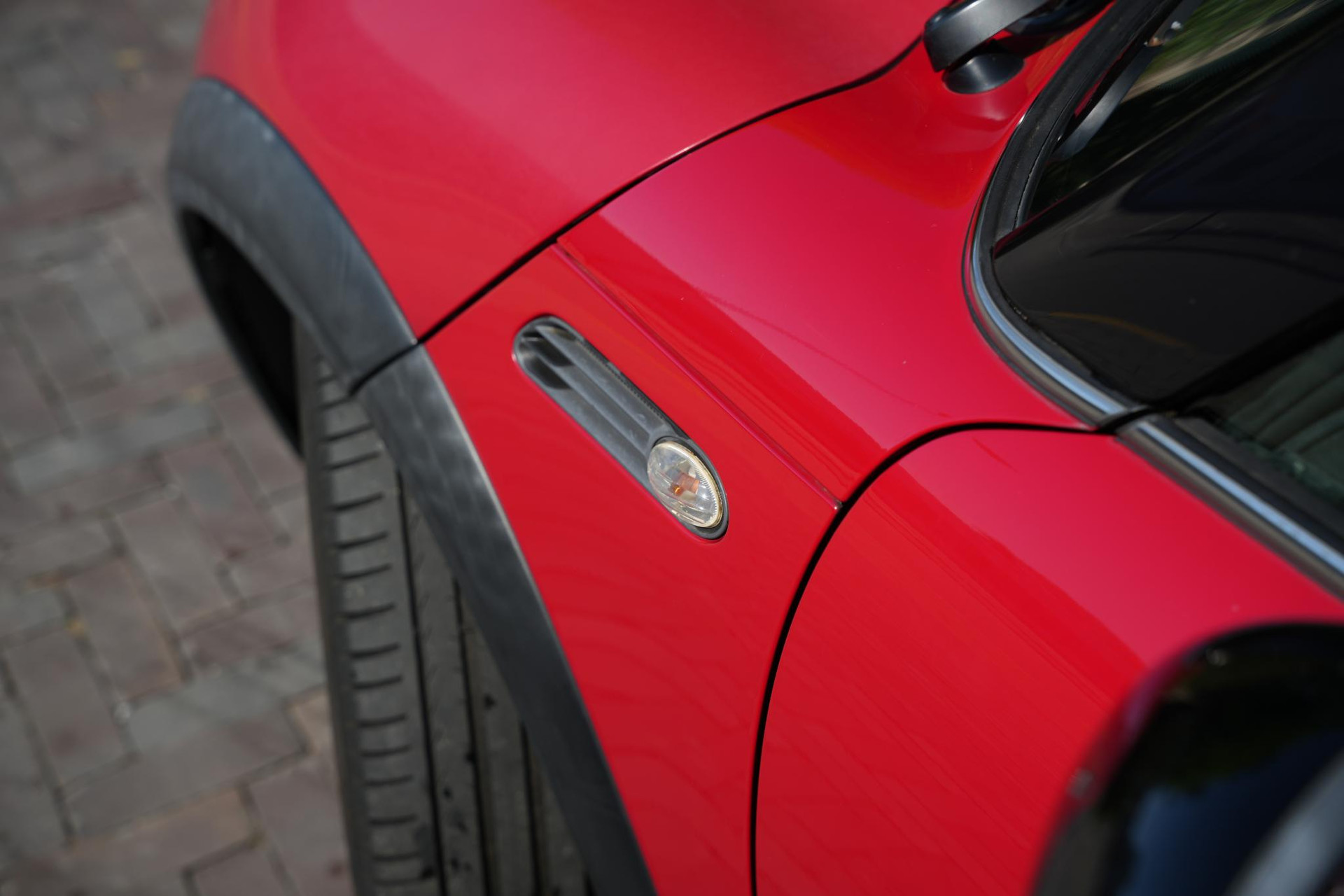 MINI 3-deurs 1.6 Cooper Chili 2004 Chili red  14