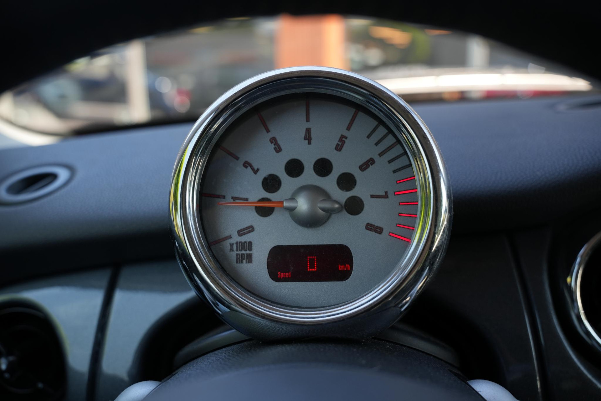 MINI 3-deurs 1.6 Cooper Chili 2004 Chili red  34