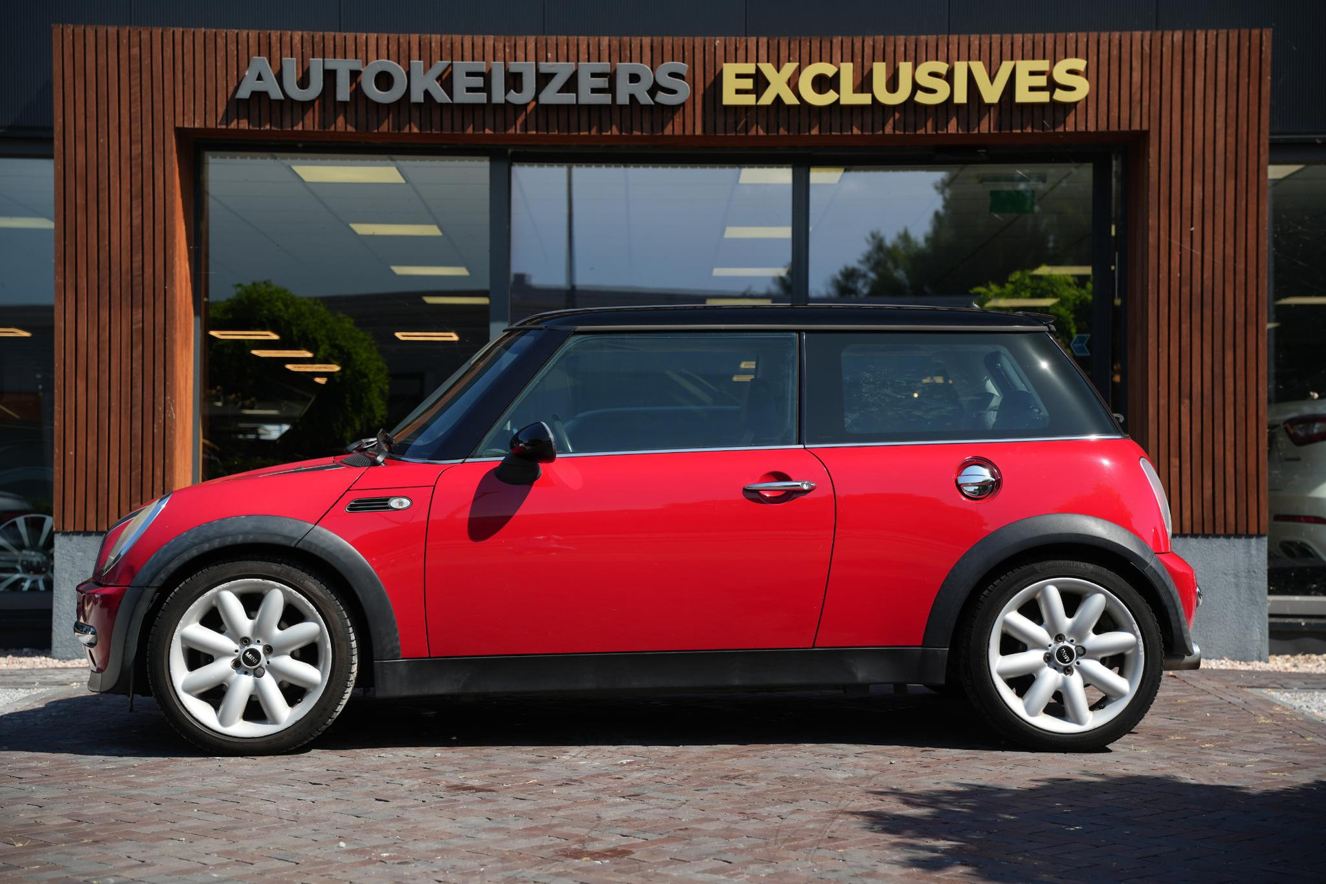 MINI 3-deurs 1.6 Cooper Chili 2004 Chili red  7