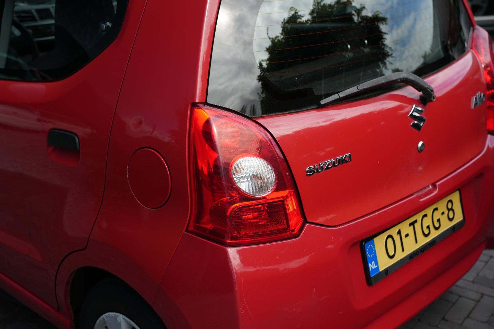 Suzuki Alto 1.0 Base 2011  18