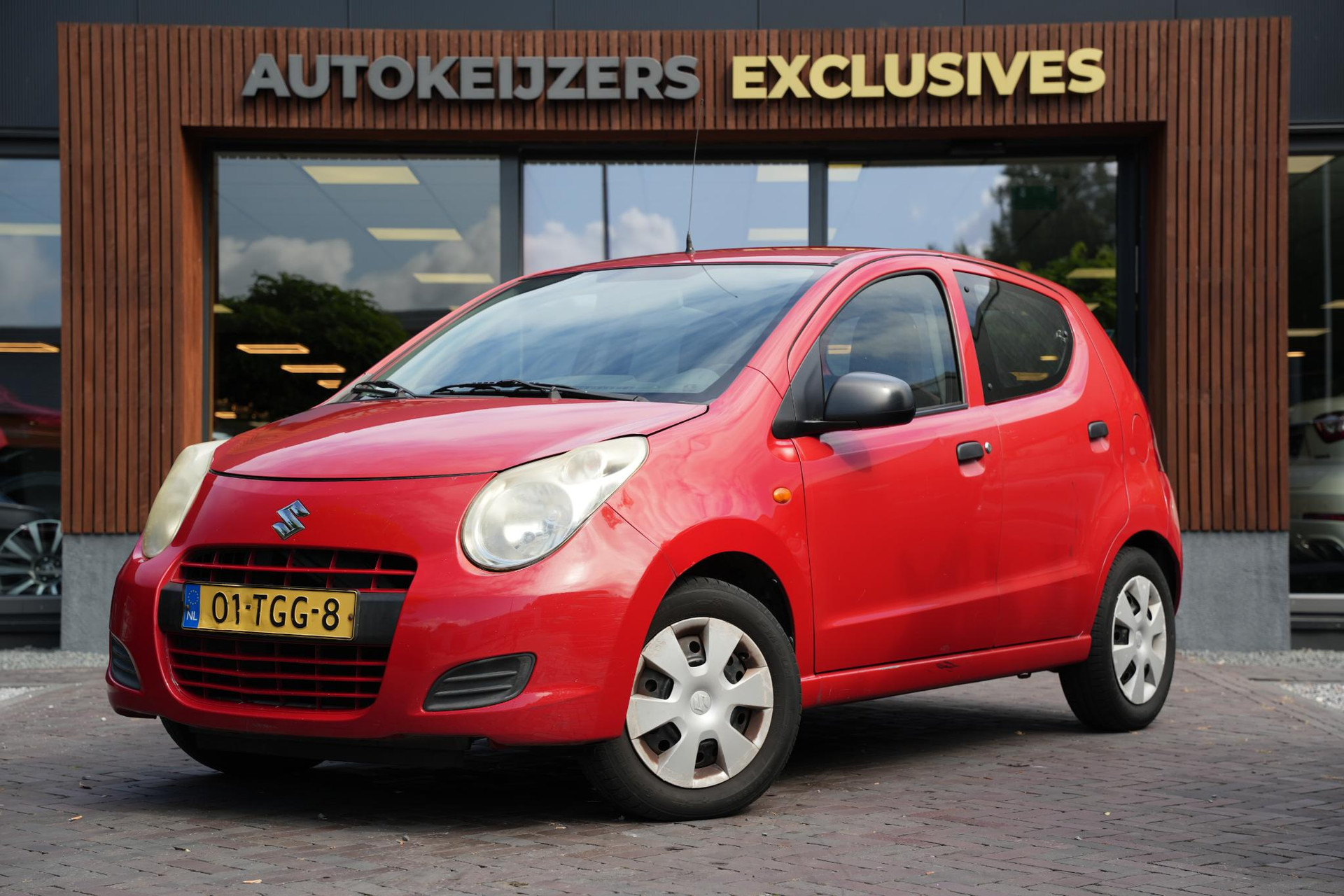 Suzuki Alto 1.0 Base 2011  5