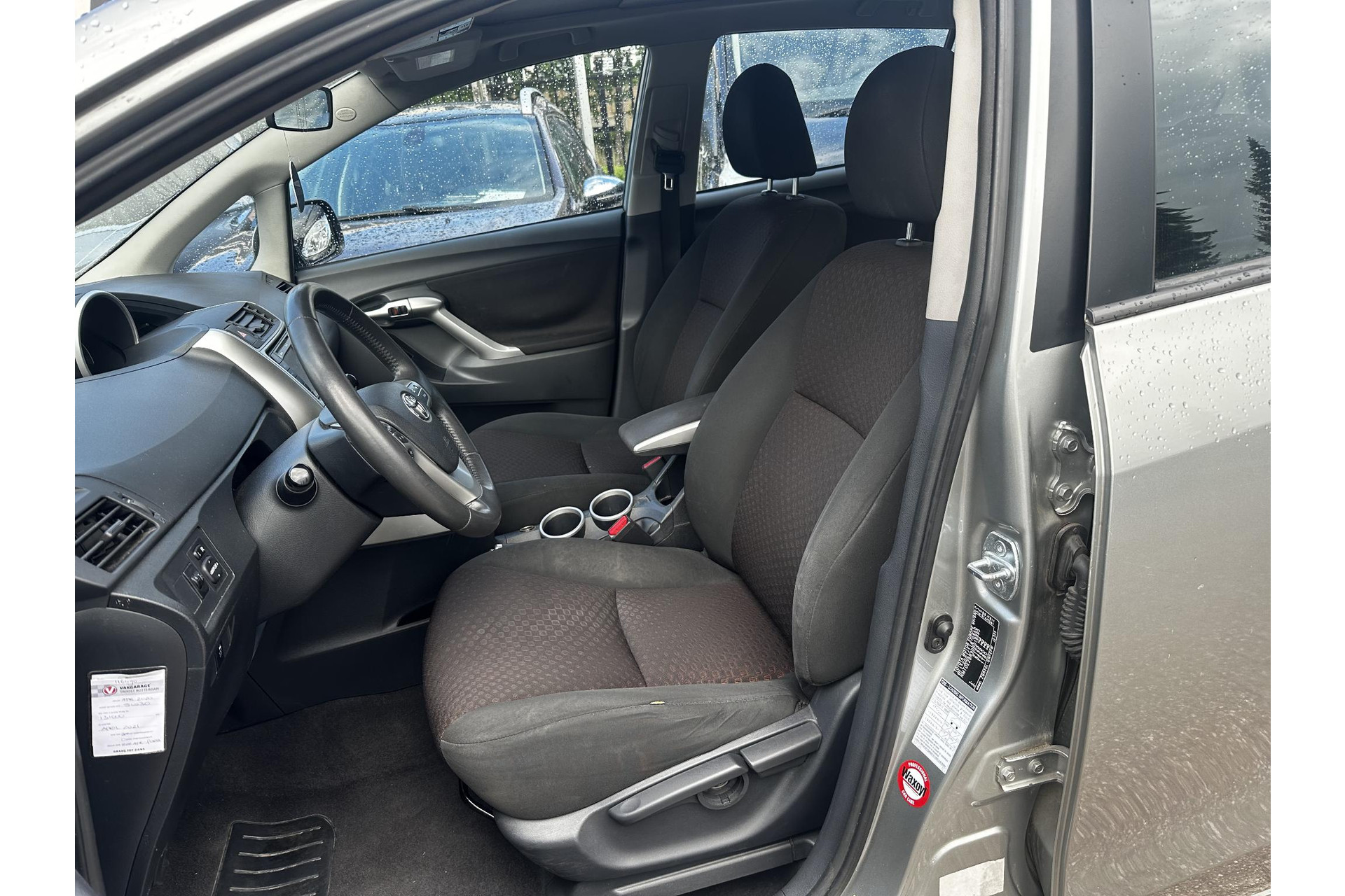Toyota Verso 1.6 VVT-i Business 2011  11