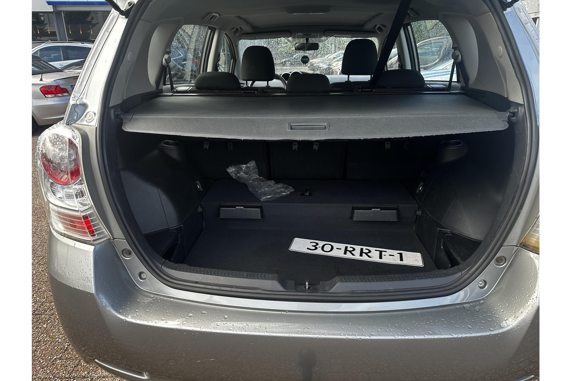 Toyota Verso 1.6 VVT-i Business 2011  17