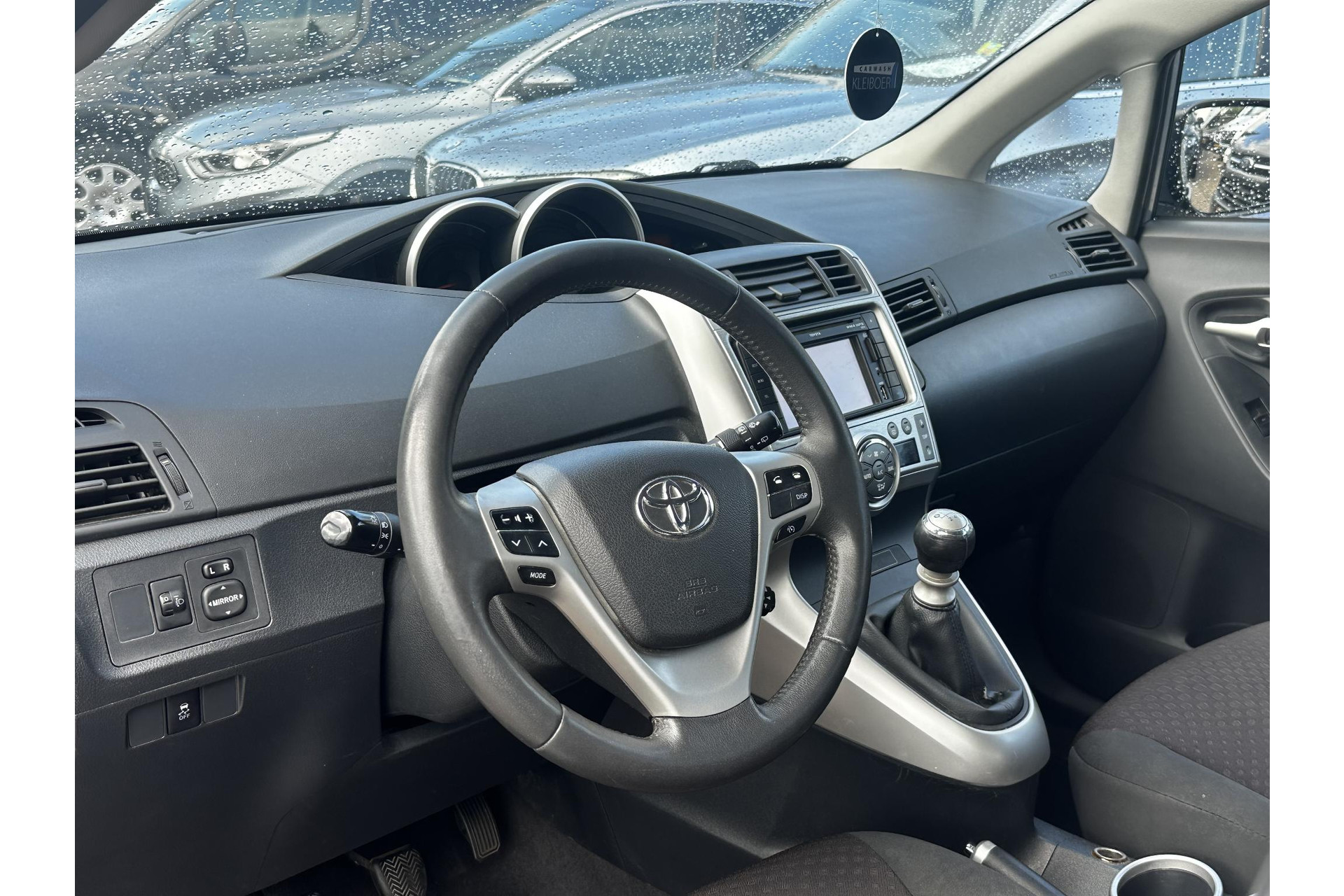 Toyota Verso 1.6 VVT-i Business 2011  7