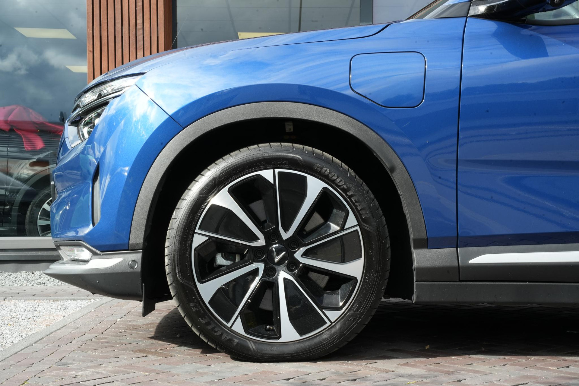 VinFast VF8 Plus 87.7 kWh 2024  10