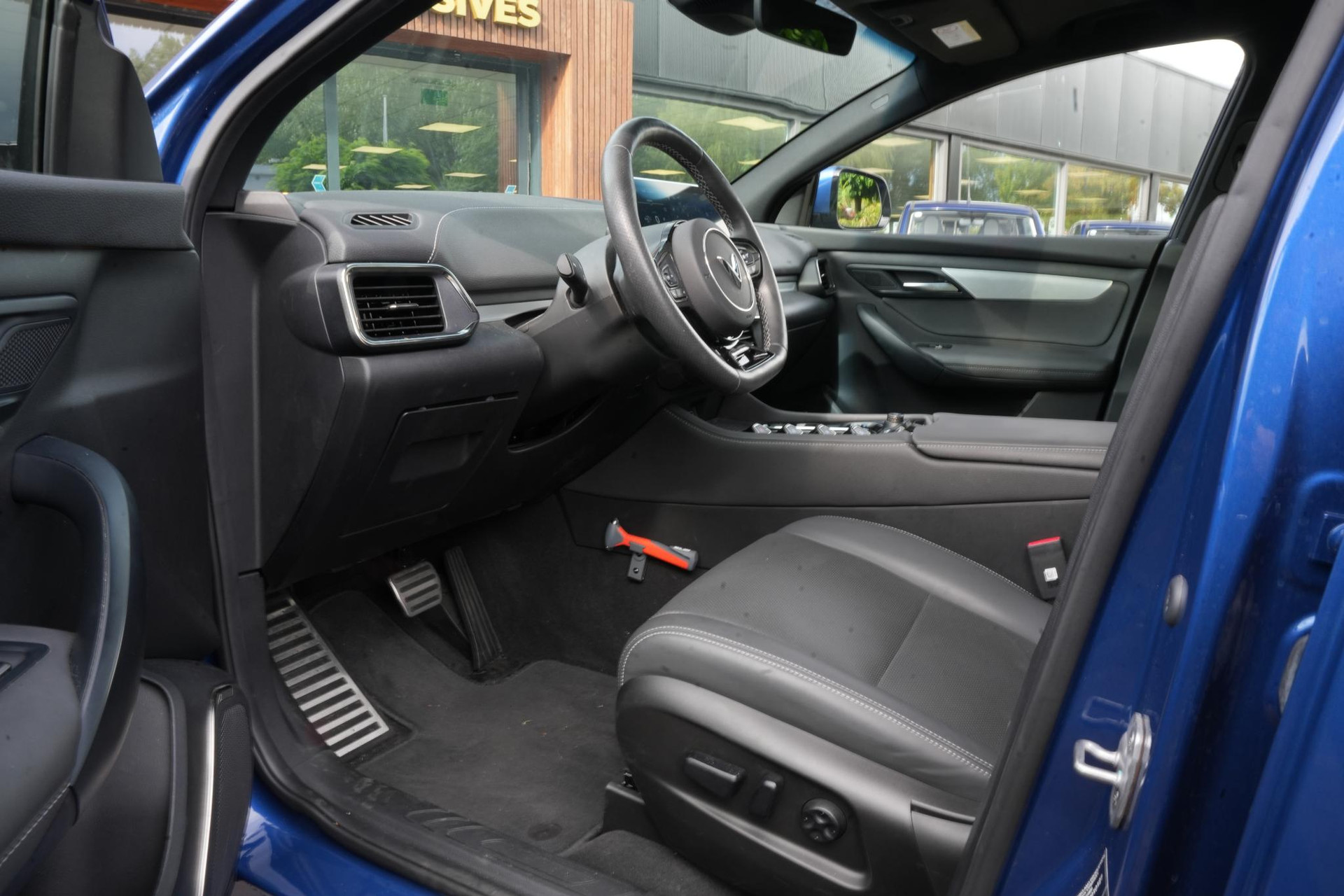 VinFast VF8 Plus 87.7 kWh 2024  15