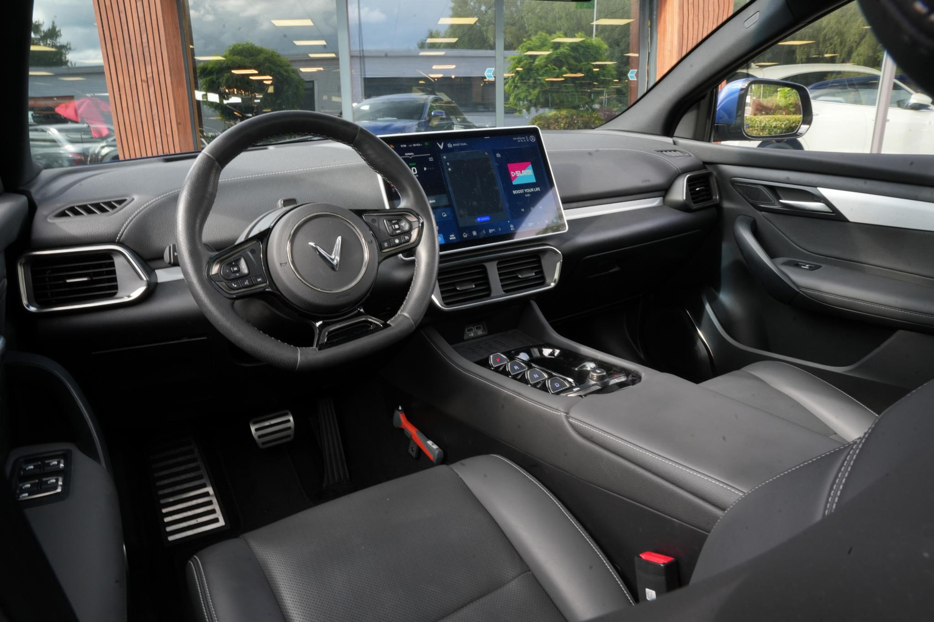 VinFast VF8 Plus 87.7 kWh 2024  2
