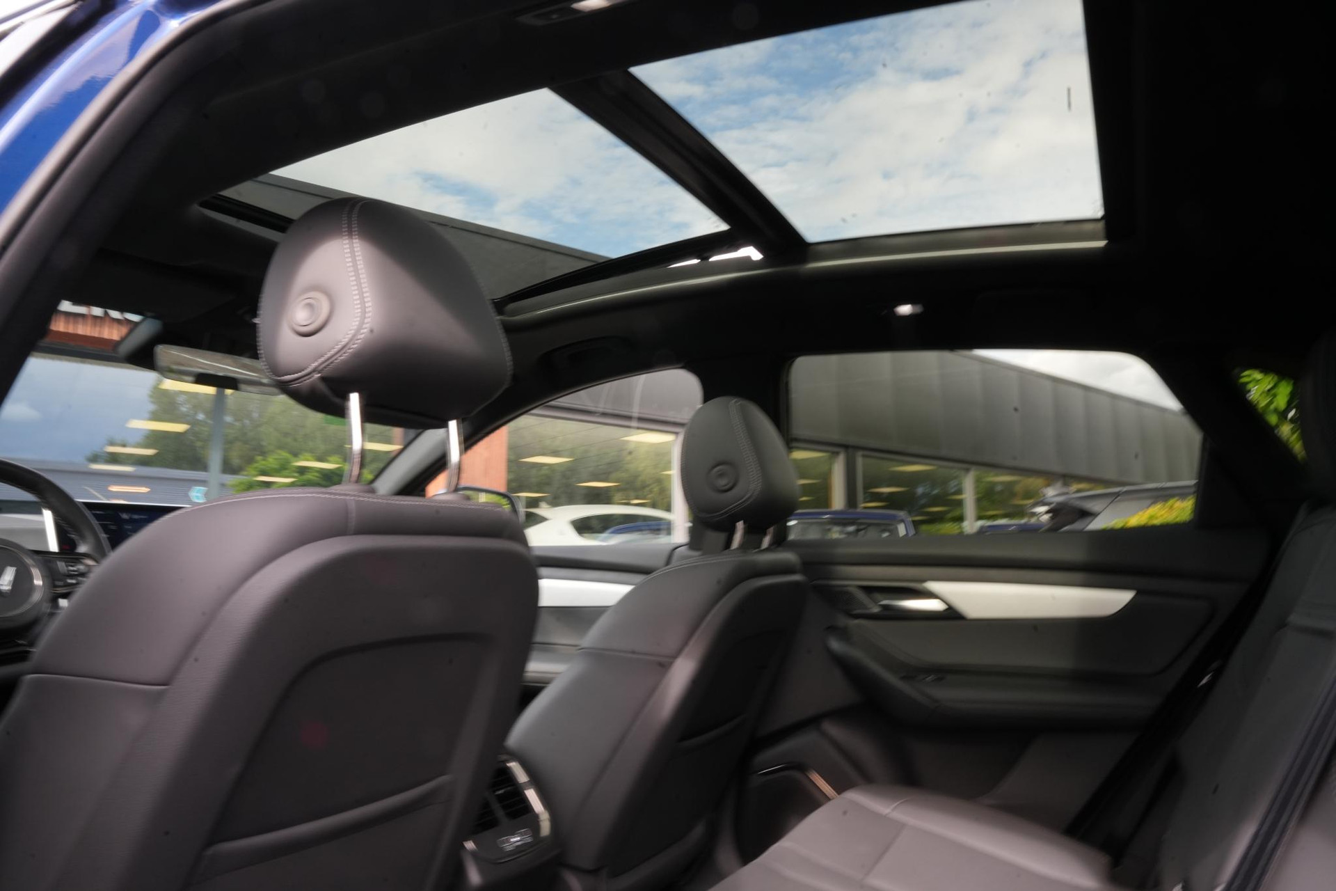 VinFast VF8 Plus 87.7 kWh 2024  26