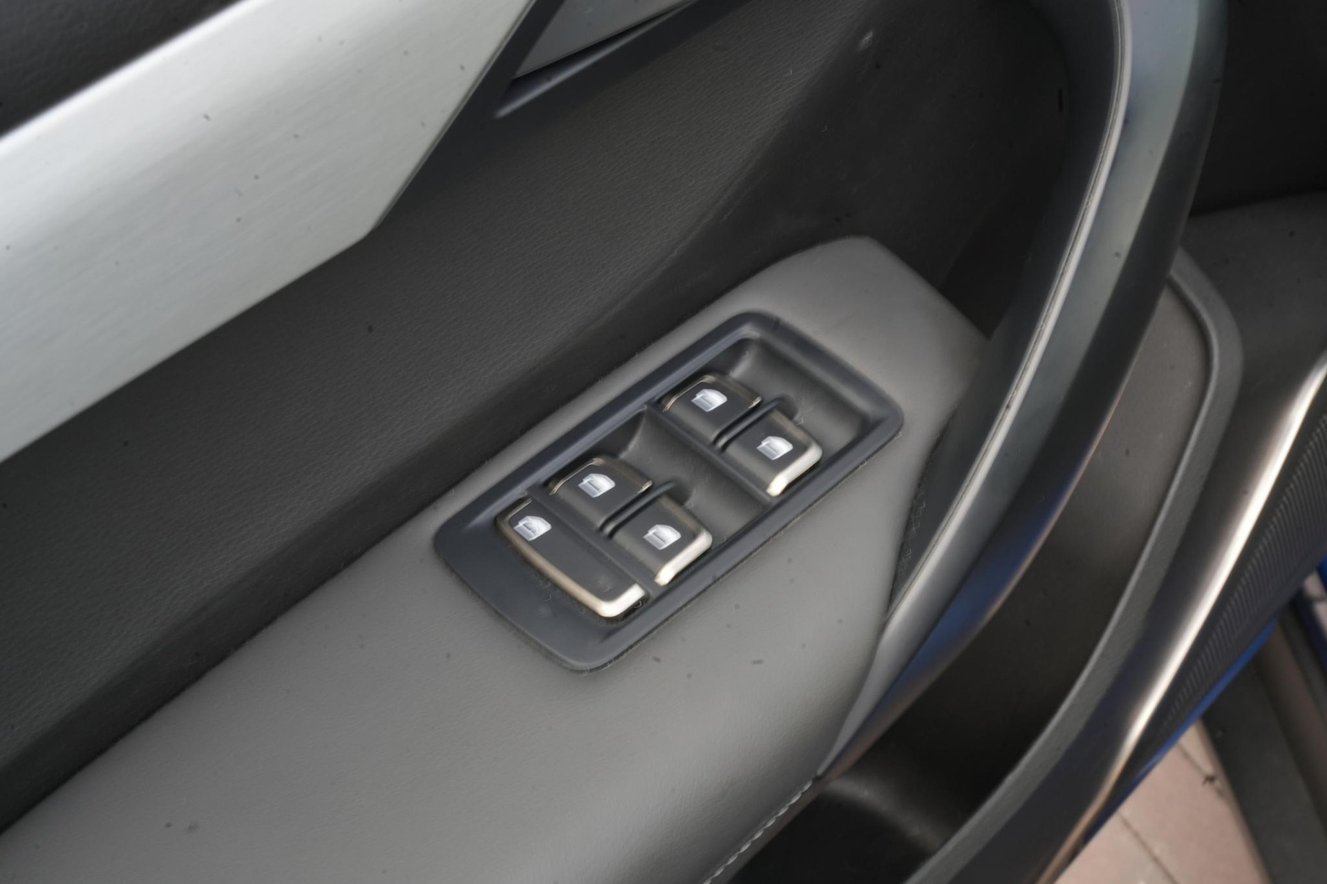 VinFast VF8 Plus 87.7 kWh 2024  27