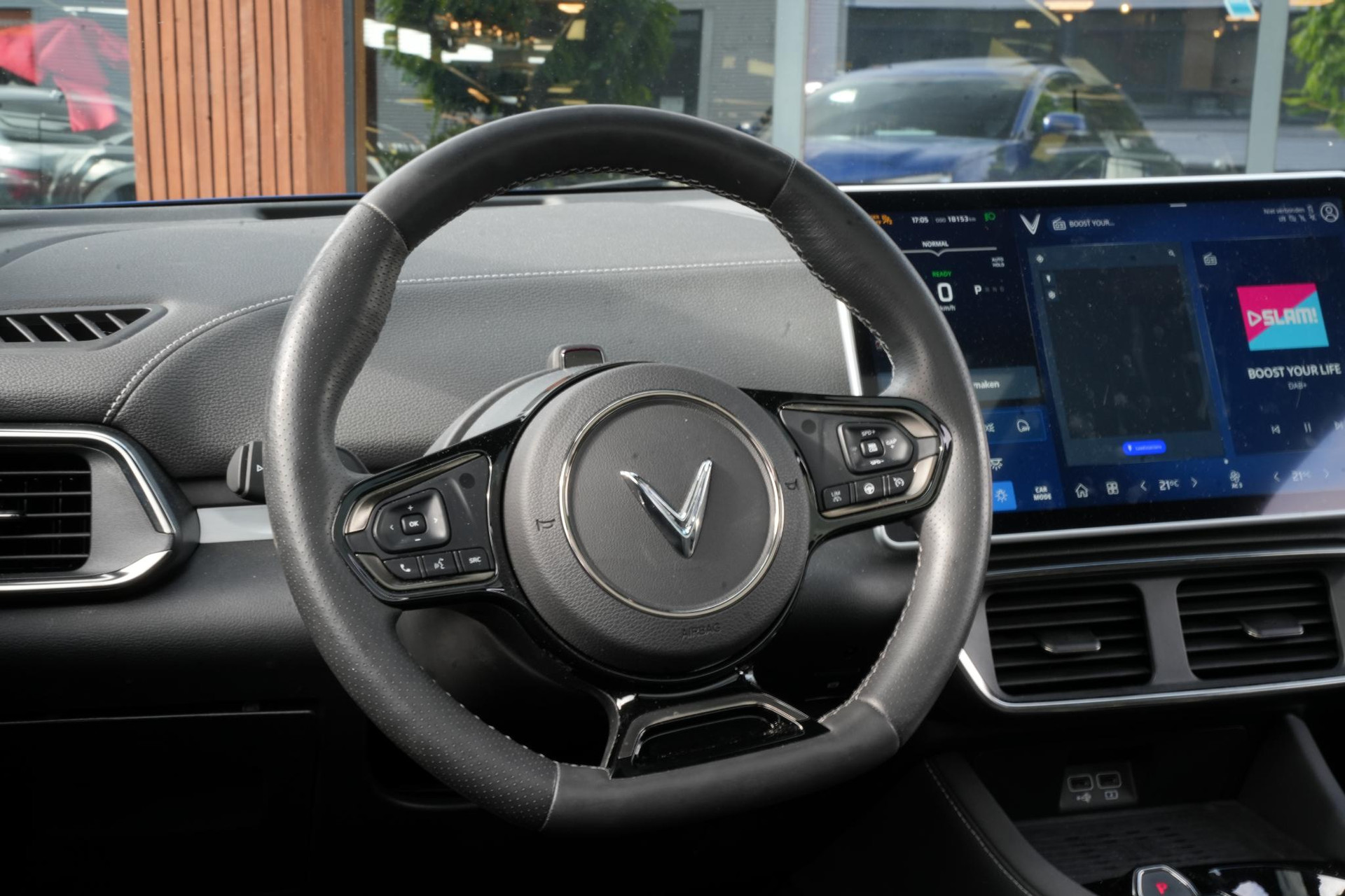 VinFast VF8 Plus 87.7 kWh 2024  8