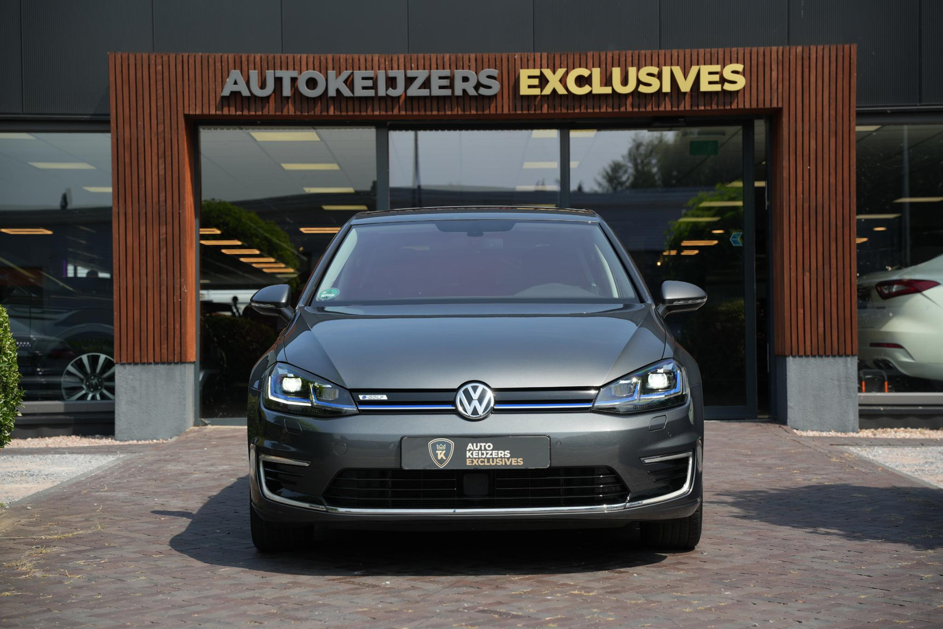 Volkswagen e-Golf E-DITION 2020 Metallic indium grey (X3X3) 3