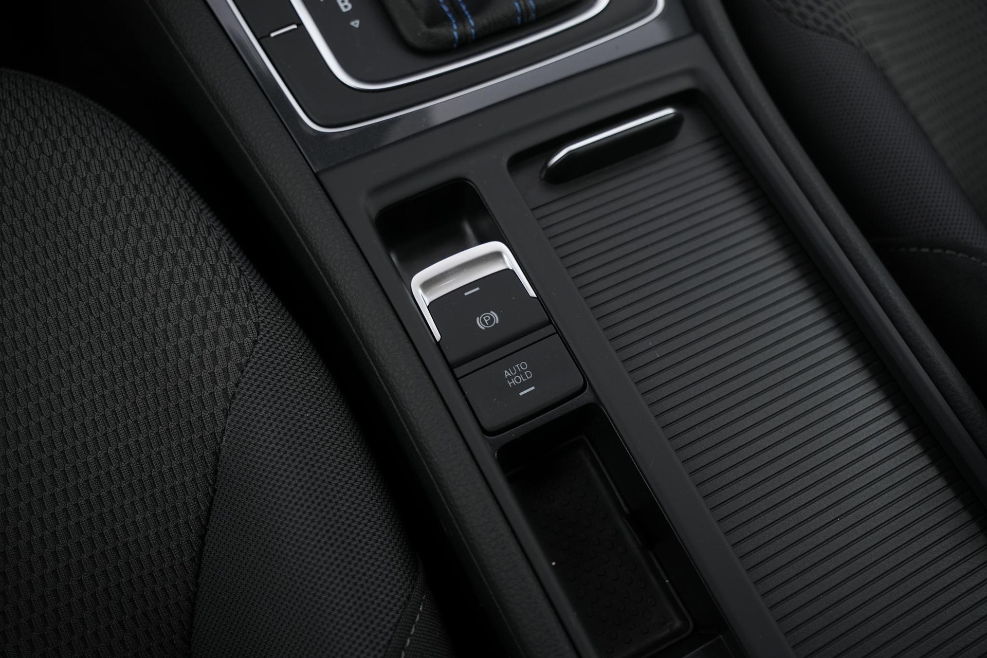 Volkswagen e-Golf E-DITION 2020 Metallic indium grey (X3X3) 32