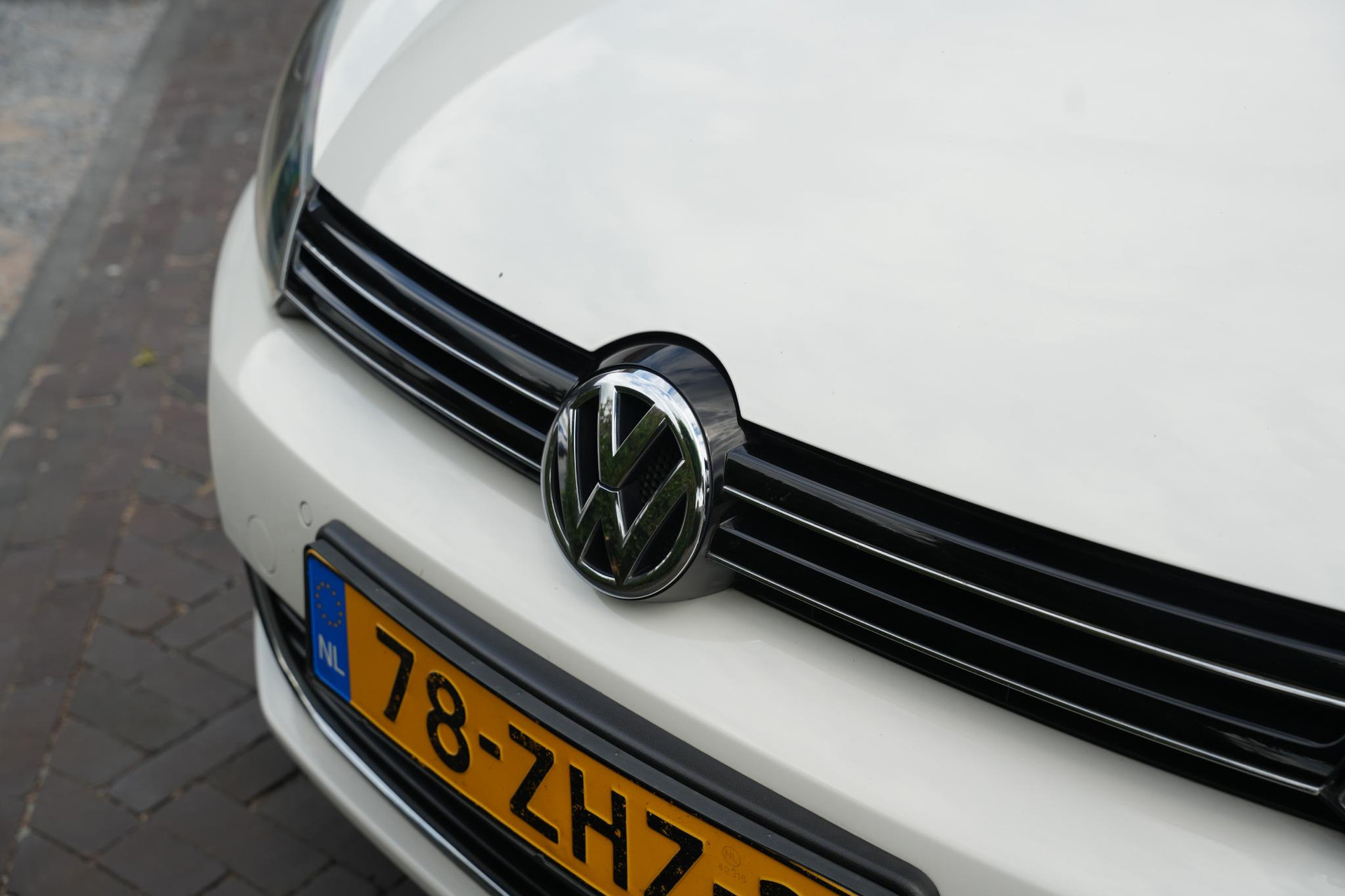 Volkswagen Golf Variant 1.2 TSI High Executive Line BlueMotion 2012 Candy white 21