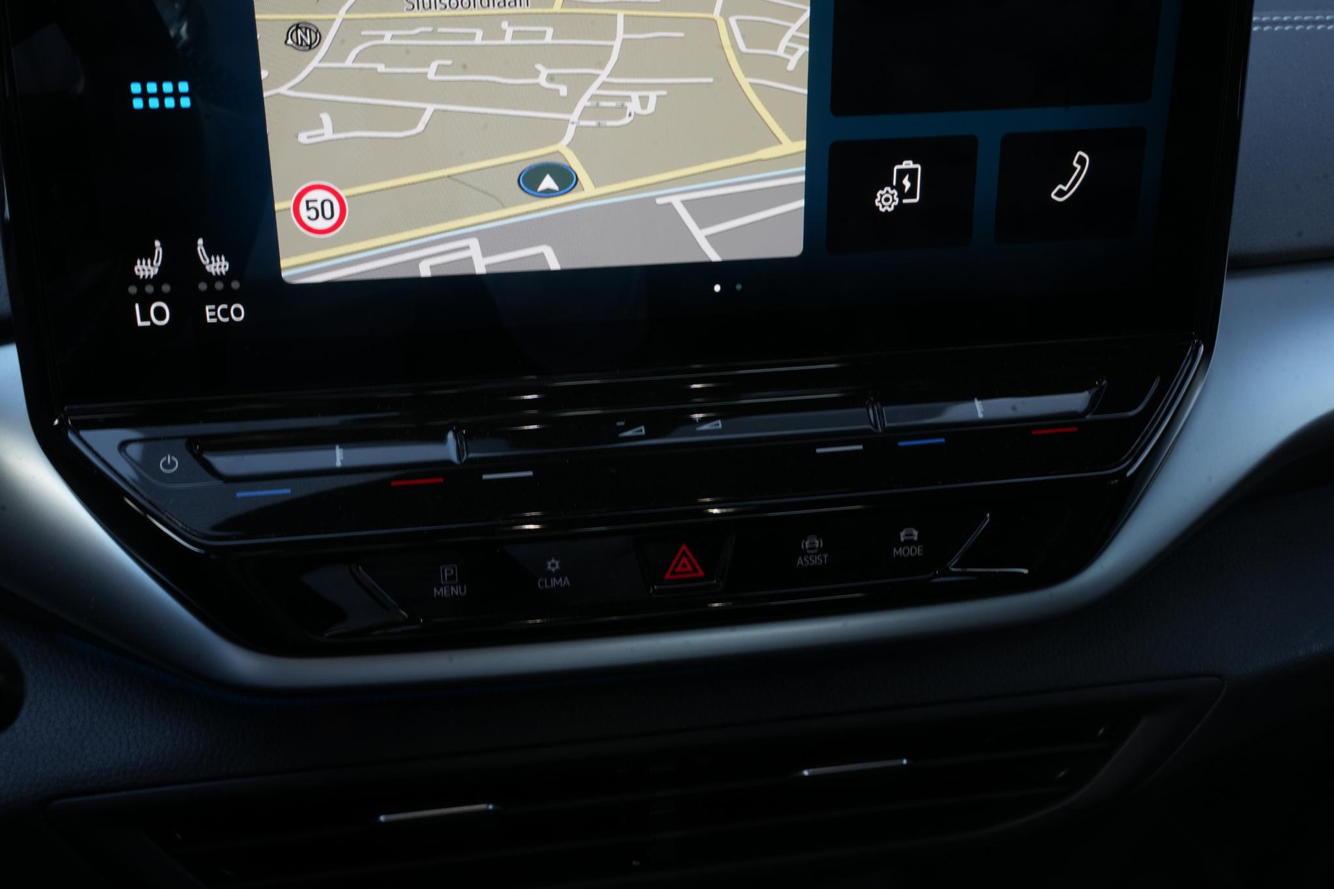 Volkswagen ID.5 Pro 77 kWh 2022 Moonstone grey met zwart dak 18