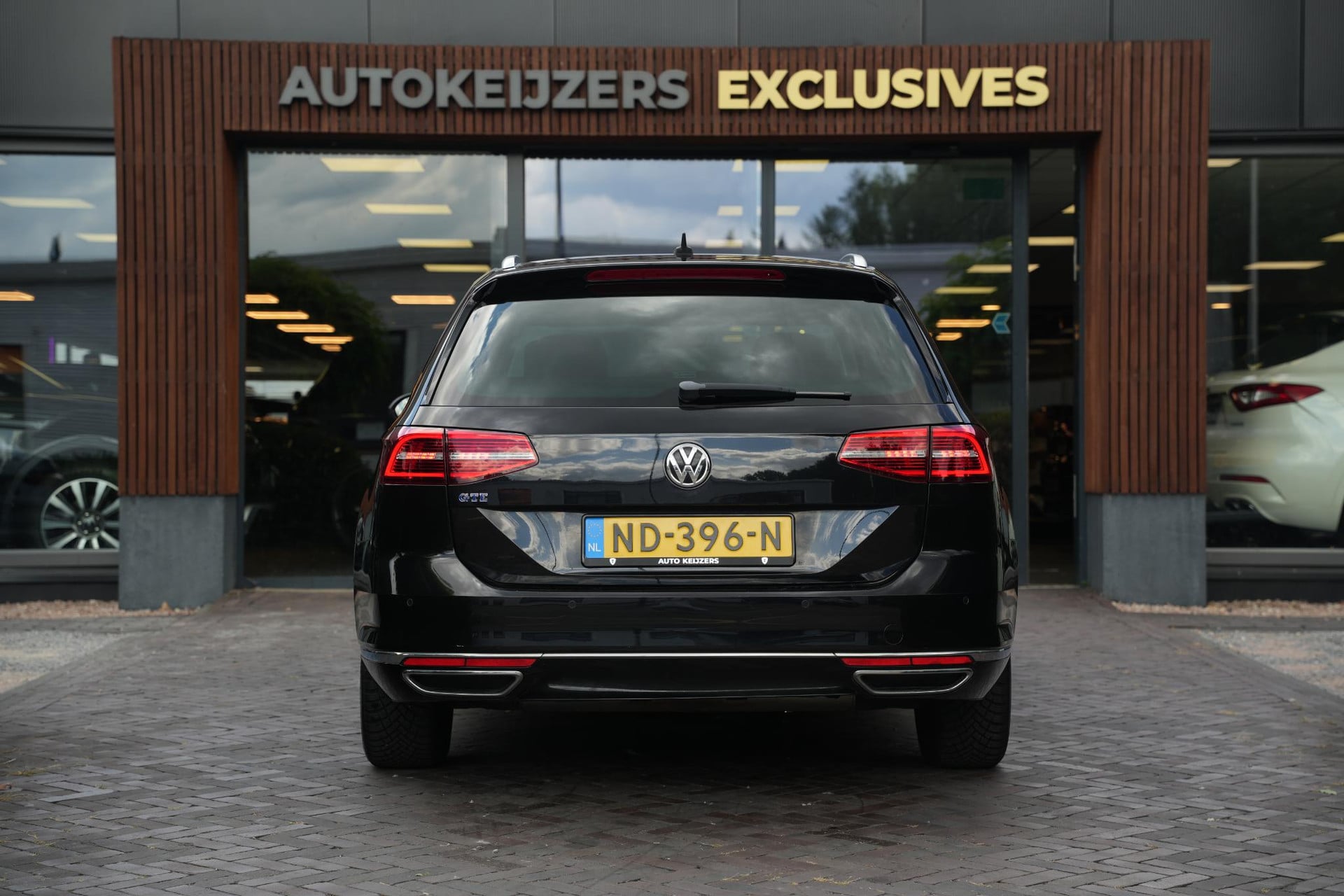 Volkswagen Passat Variant 1.4 TSI GTE 2016 Deep black pearl 11