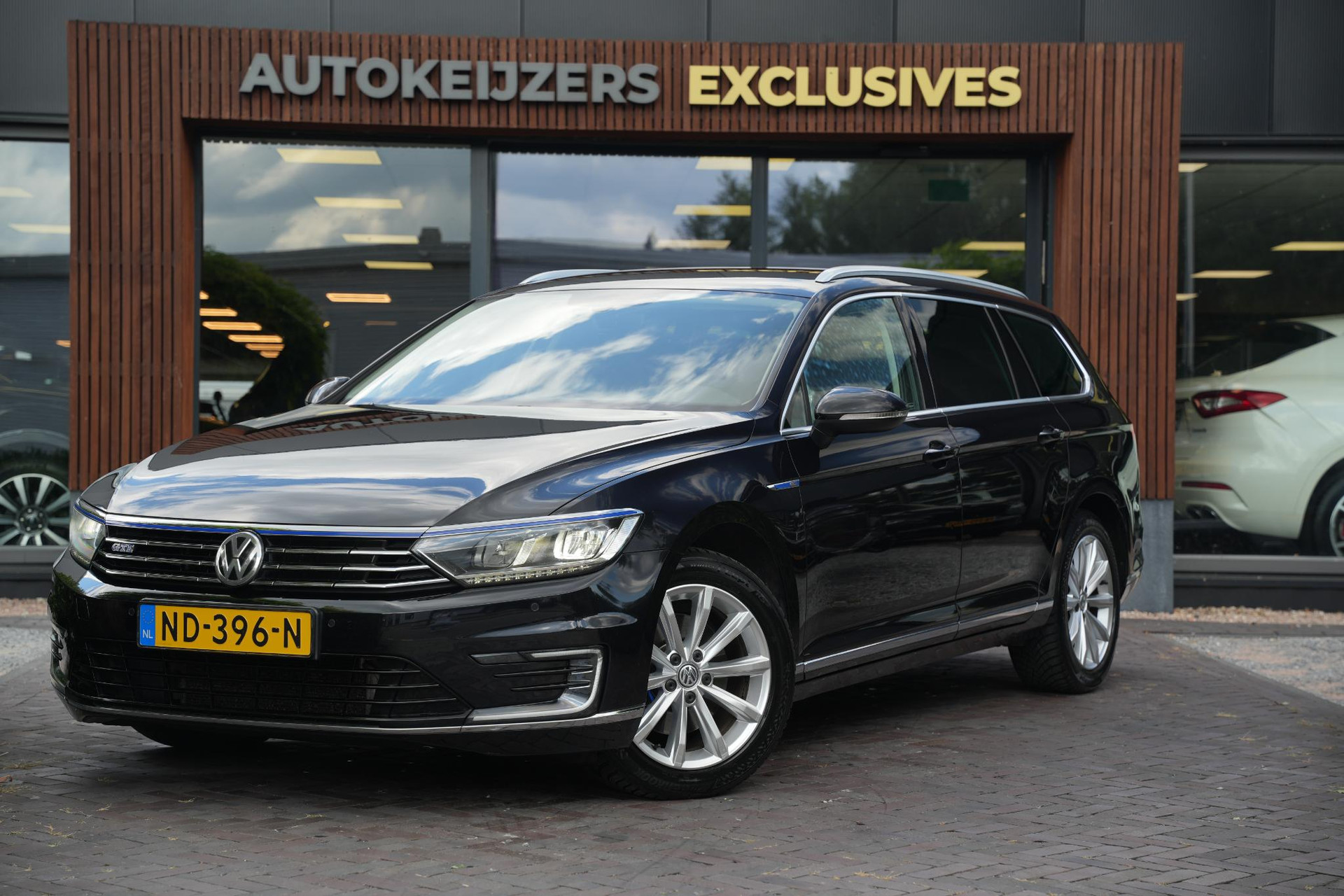 Volkswagen Passat Variant 1.4 TSI GTE 2016 Deep black pearl 5