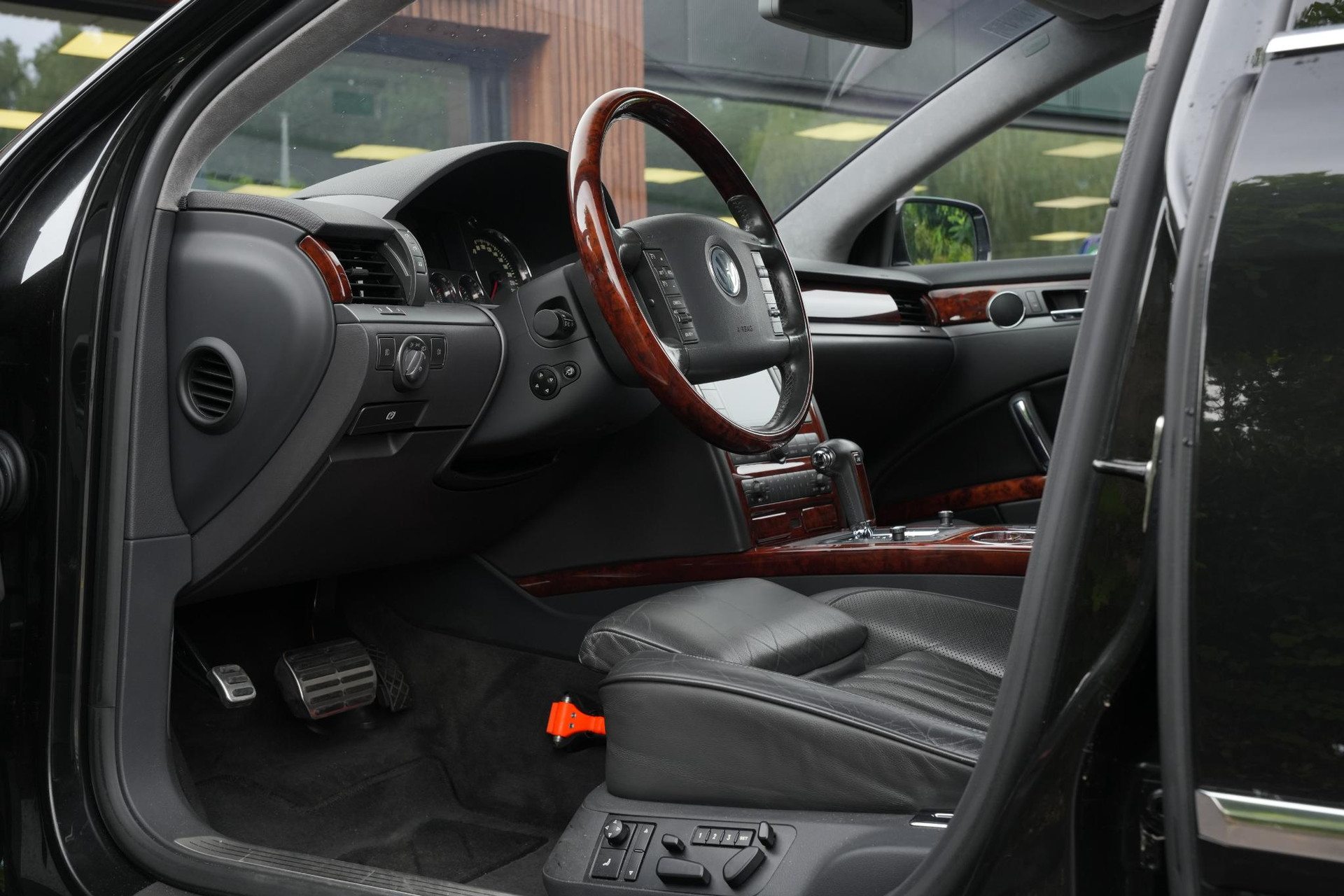 Volkswagen Phaeton 4.2 V8 4p. Lang 2005  15