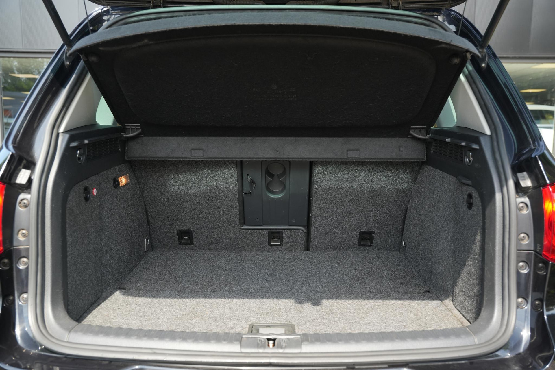 Volkswagen Tiguan 2.0 TDI Track&Field 4Motion 2009 Deep black pearl effect (2T2T) 12