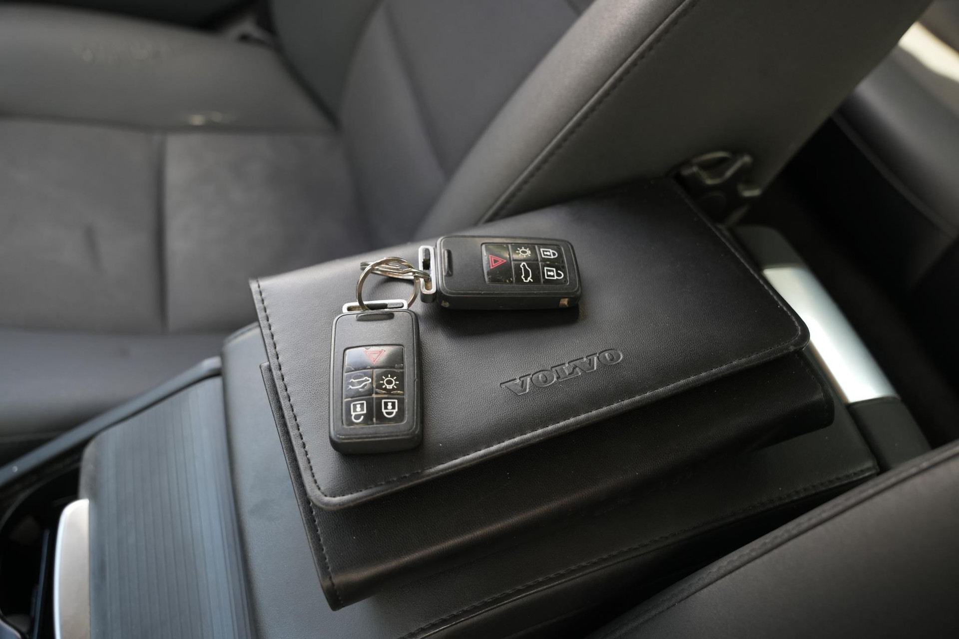 Volvo S80 2.5 T Kinetic 2008 TITANIUM GREY PEARL (455) 38
