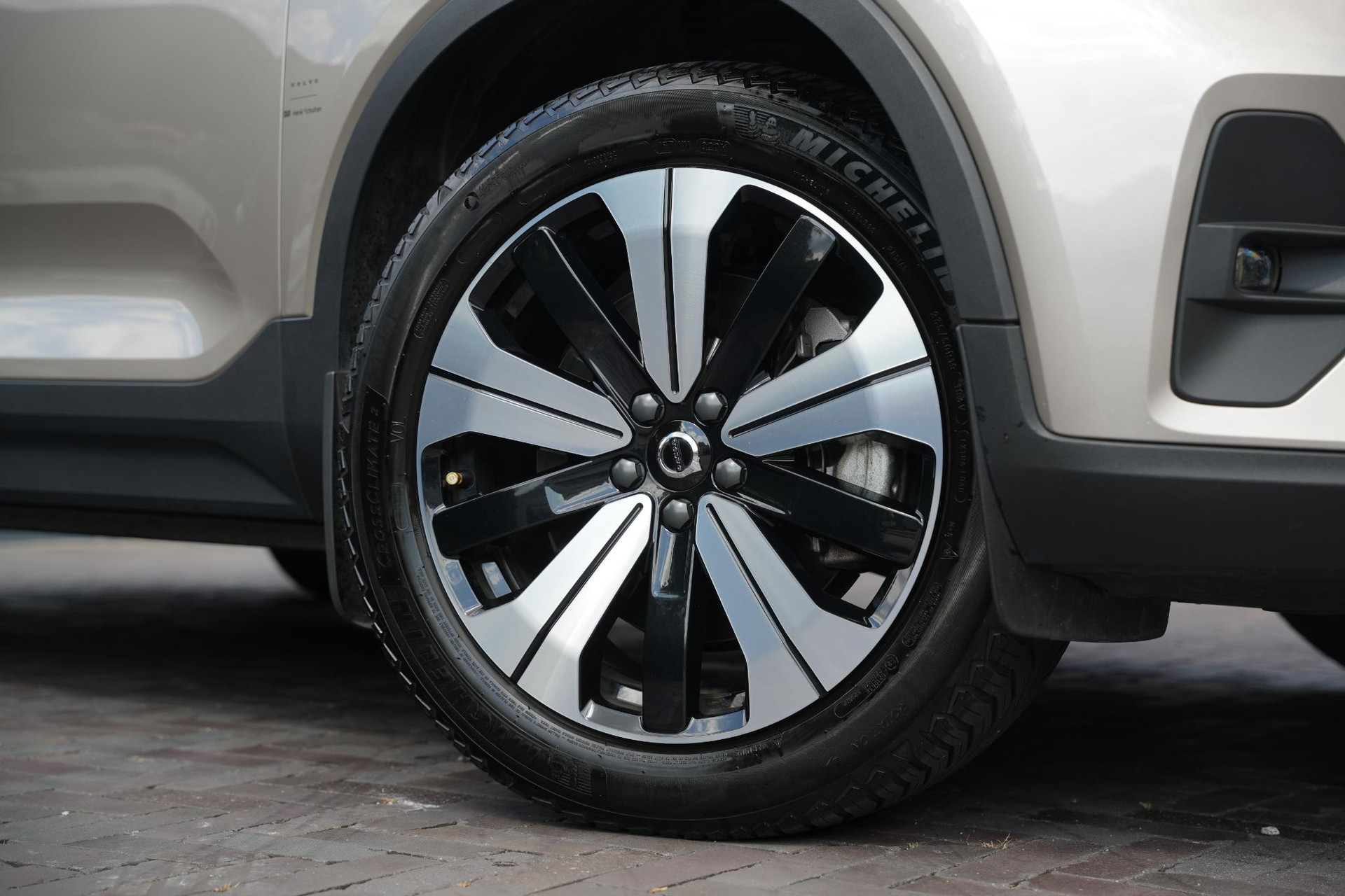 Volvo XC40 1.5 T4 Plug-in hybrid Ultimate Bright 2023 Bright dusk 10