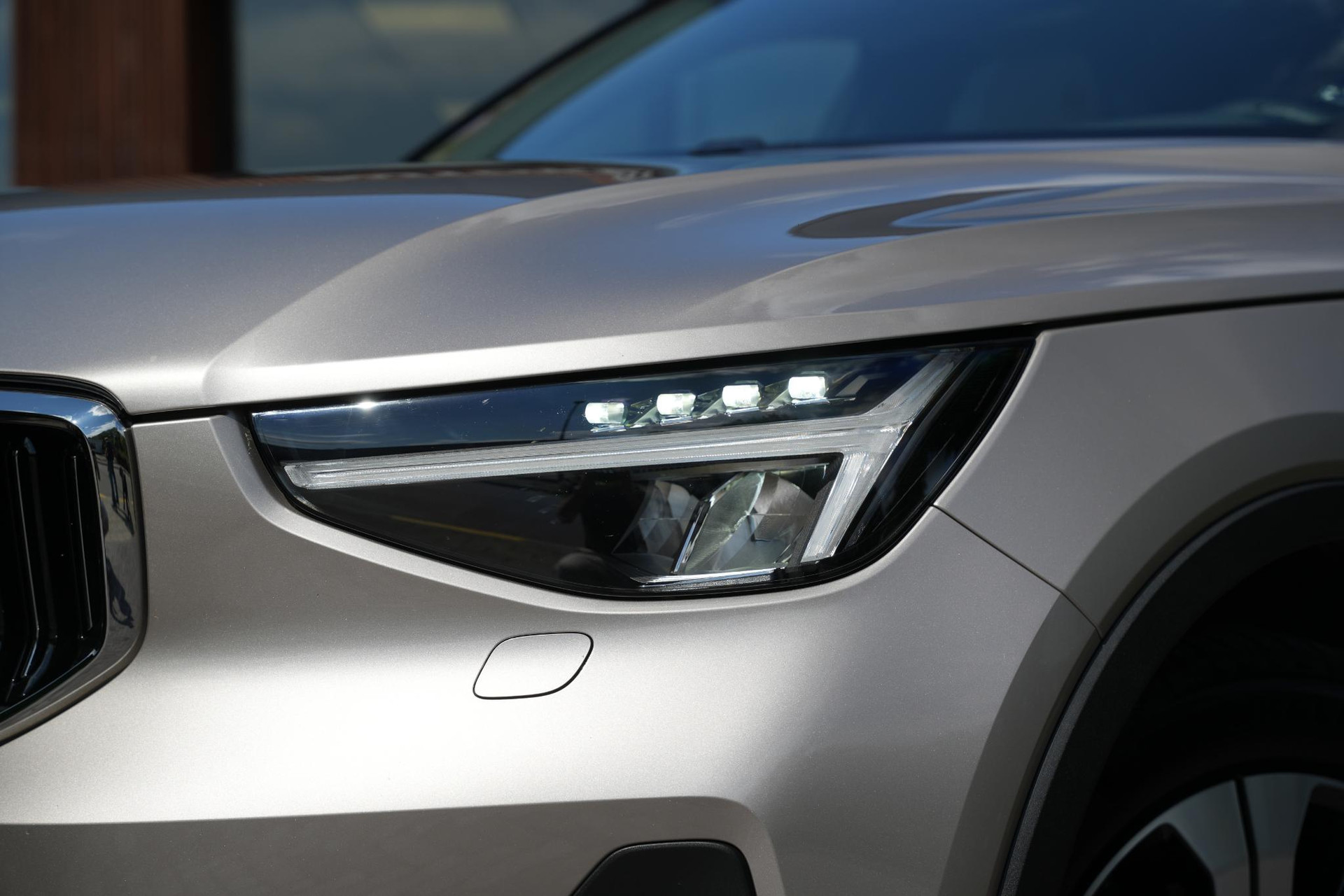 Volvo XC40 1.5 T4 Plug-in hybrid Ultimate Bright 2023 Bright dusk 19
