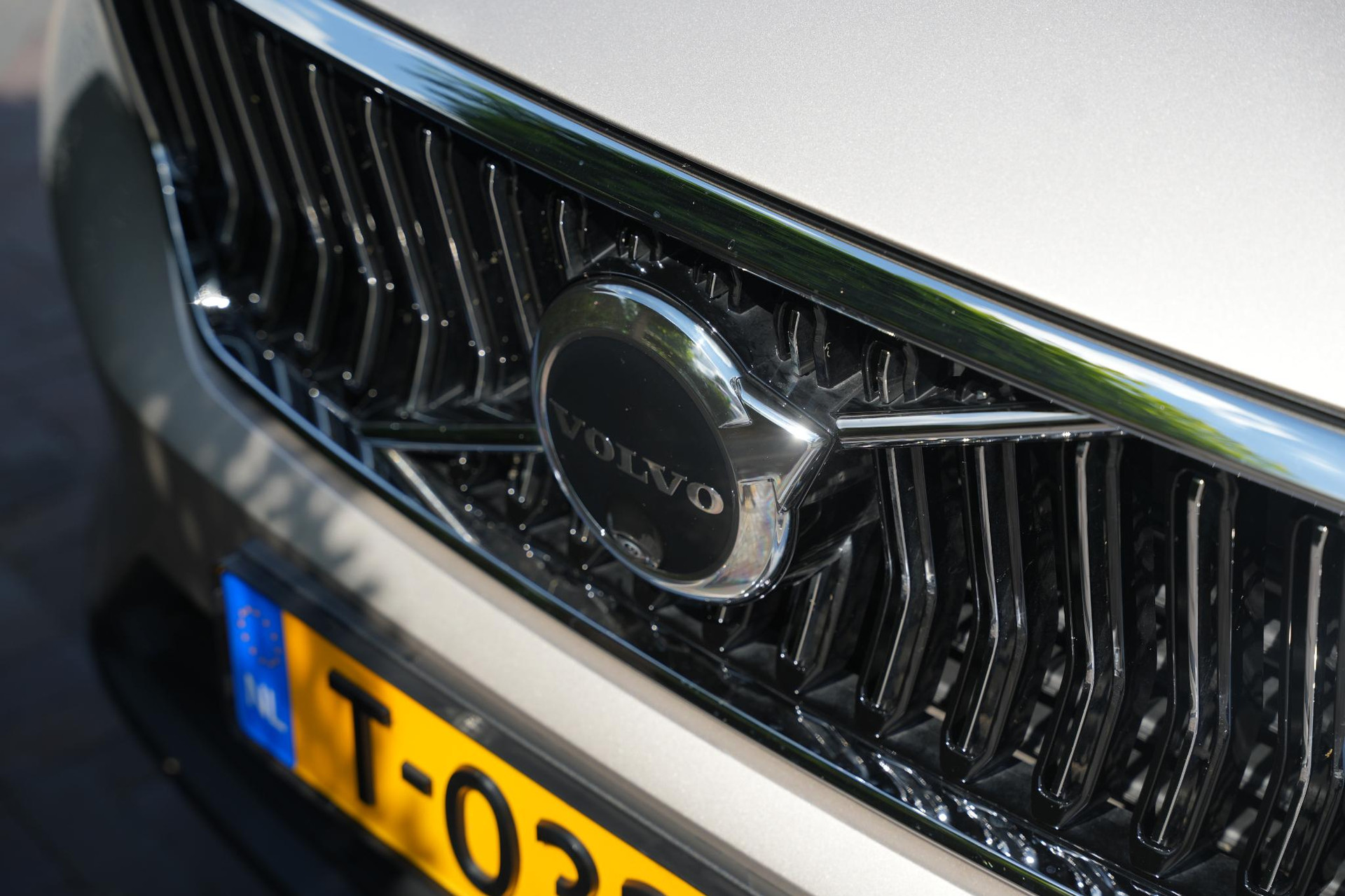 Volvo XC40 1.5 T4 Plug-in hybrid Ultimate Bright 2023 Bright dusk 22